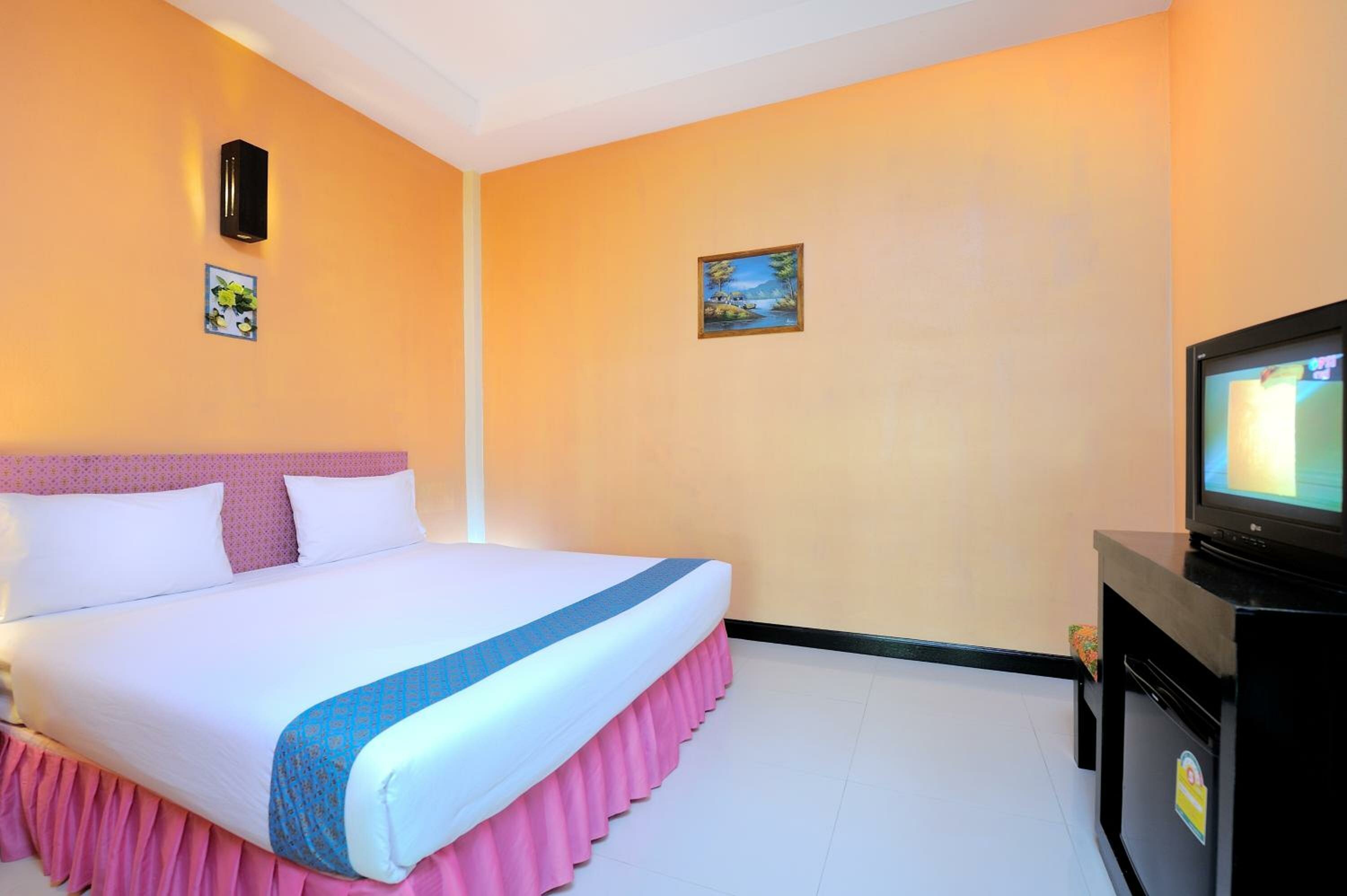 Deluxe Double Or Twin Room