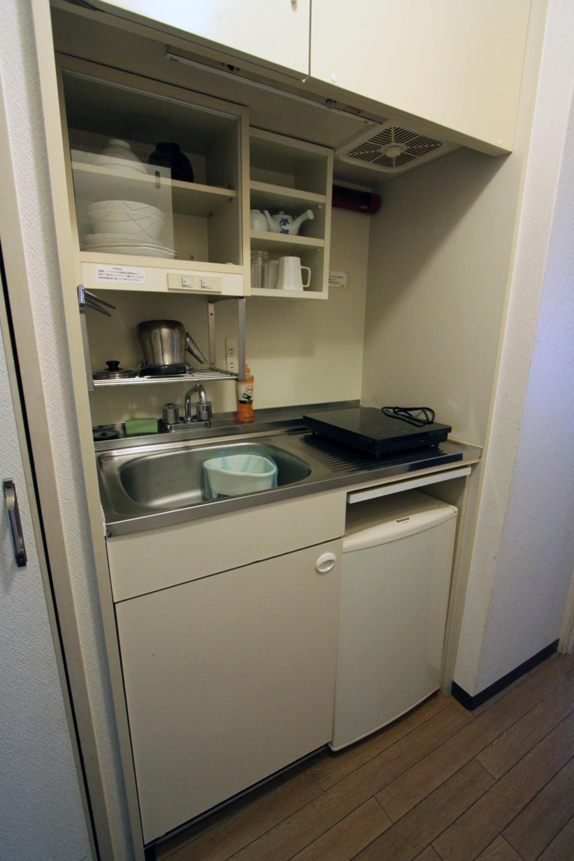 Standard Twin Room - Non-Smoking