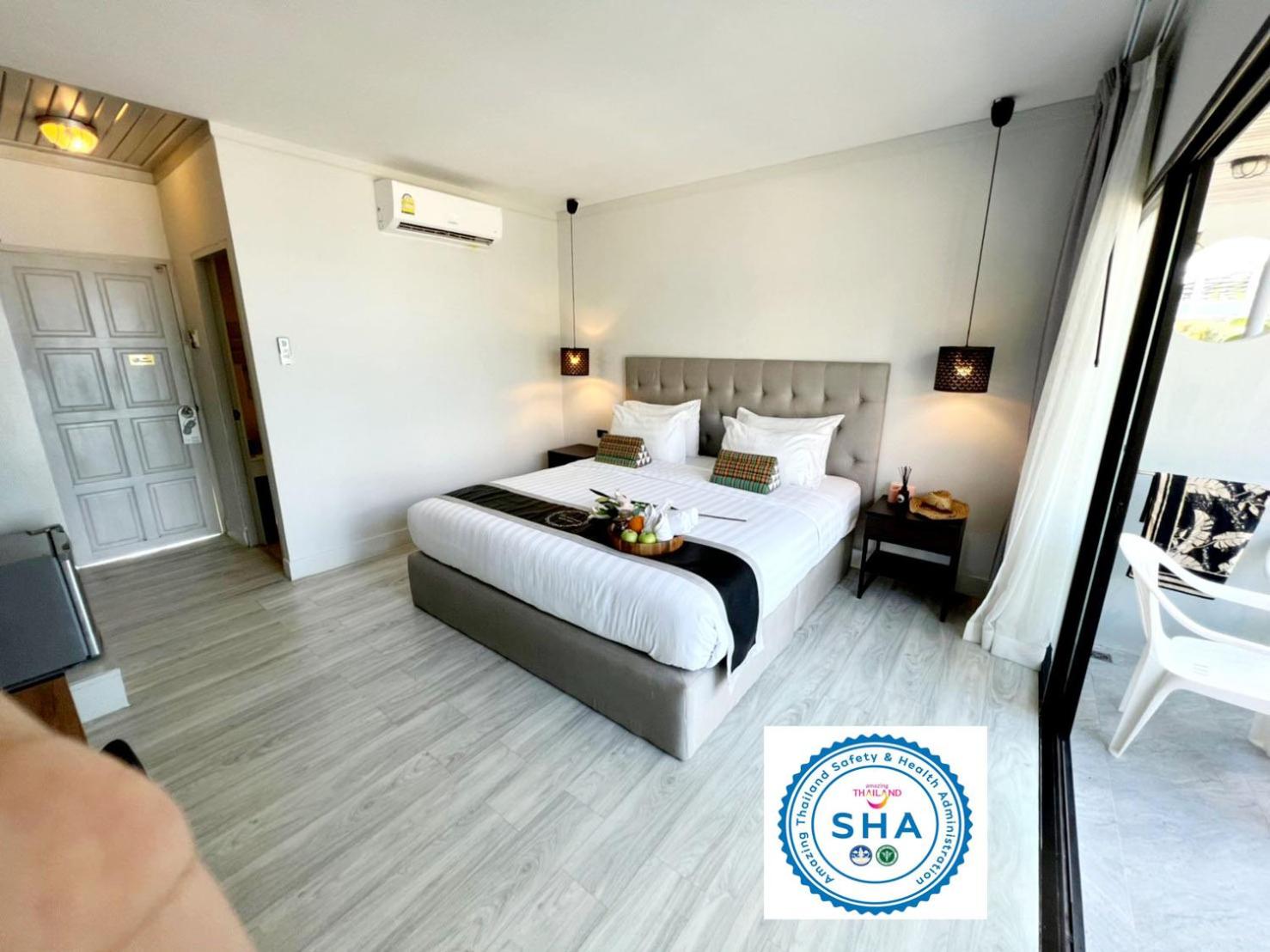 Superior Double or Twin Room with Sea View