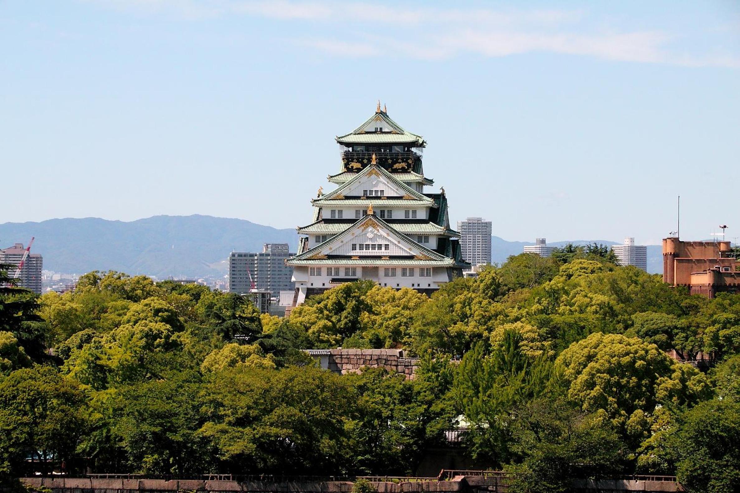 Twin Room With Castle View - Non-Smoking