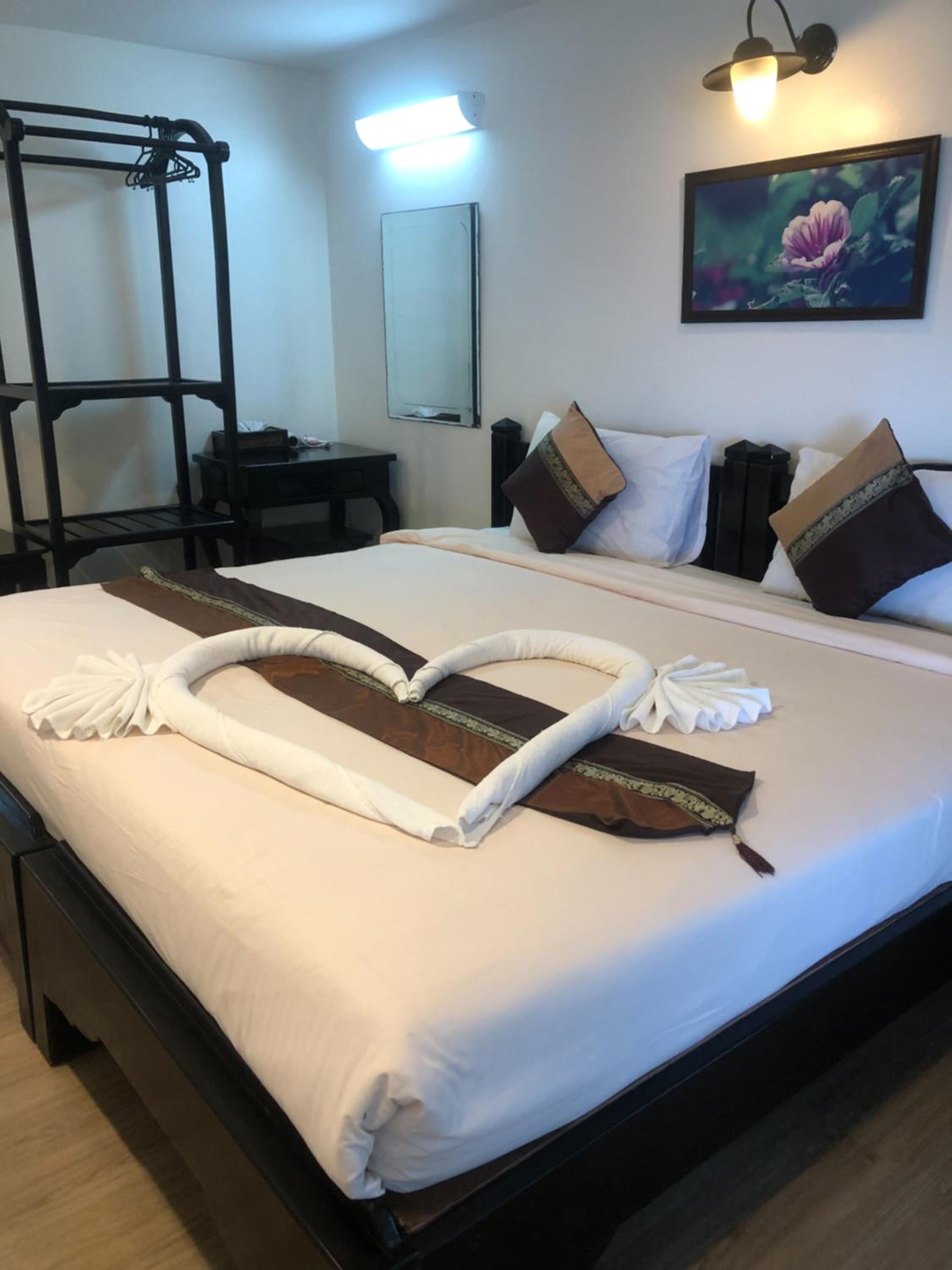 Standard Double or Twin Room with Mountain View