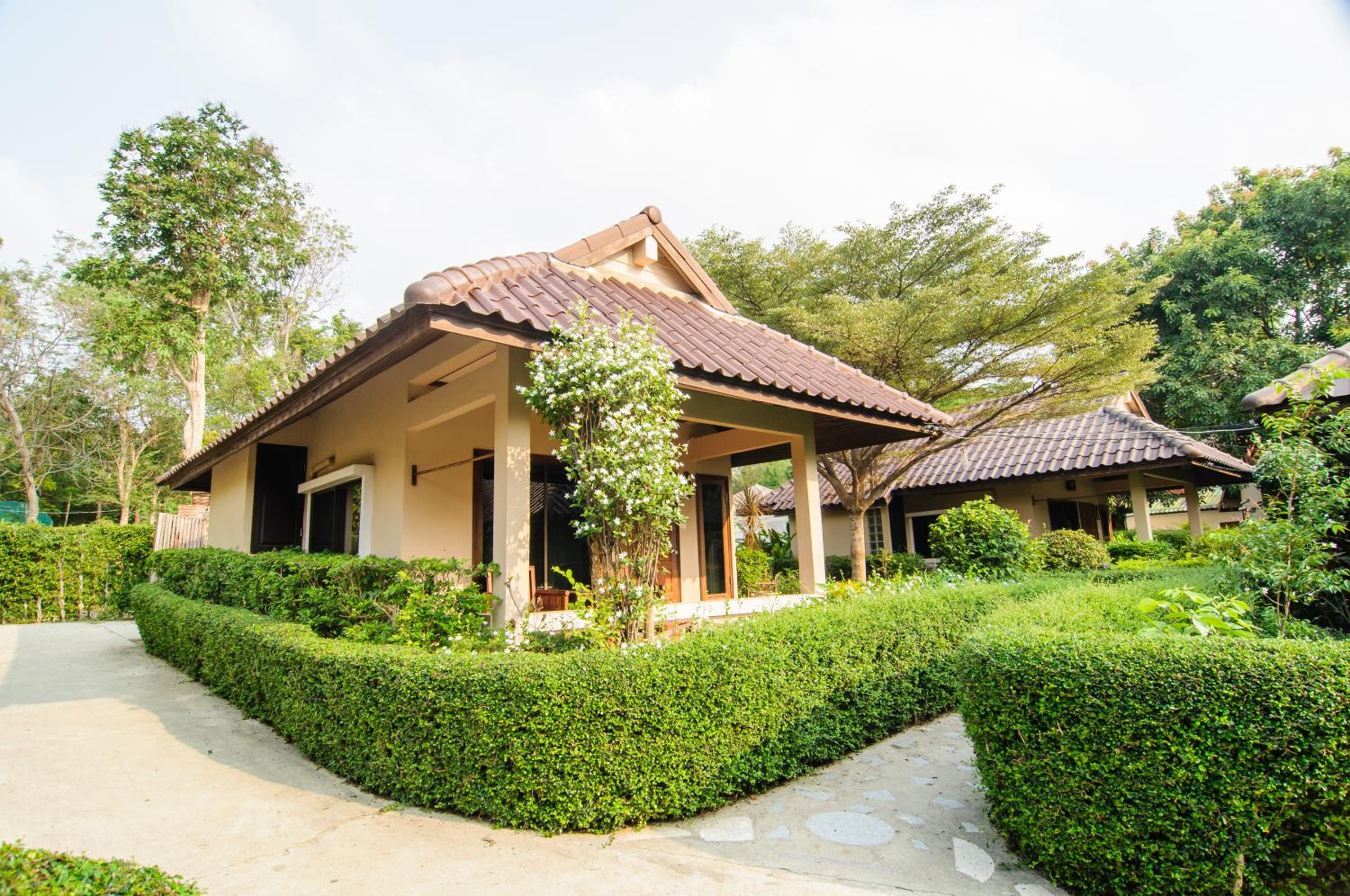 Family Room with Garden View