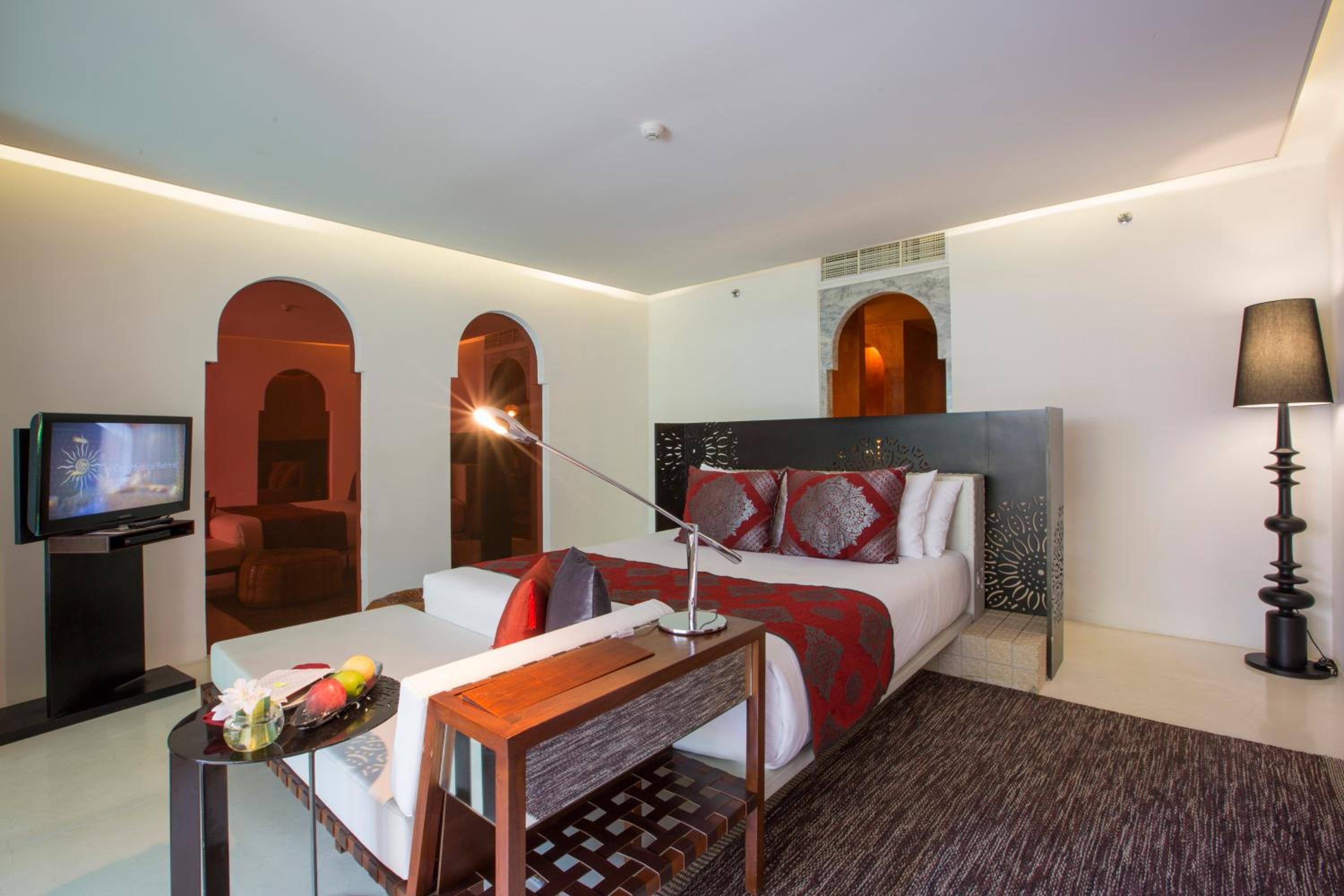 Fountain Pool Suite