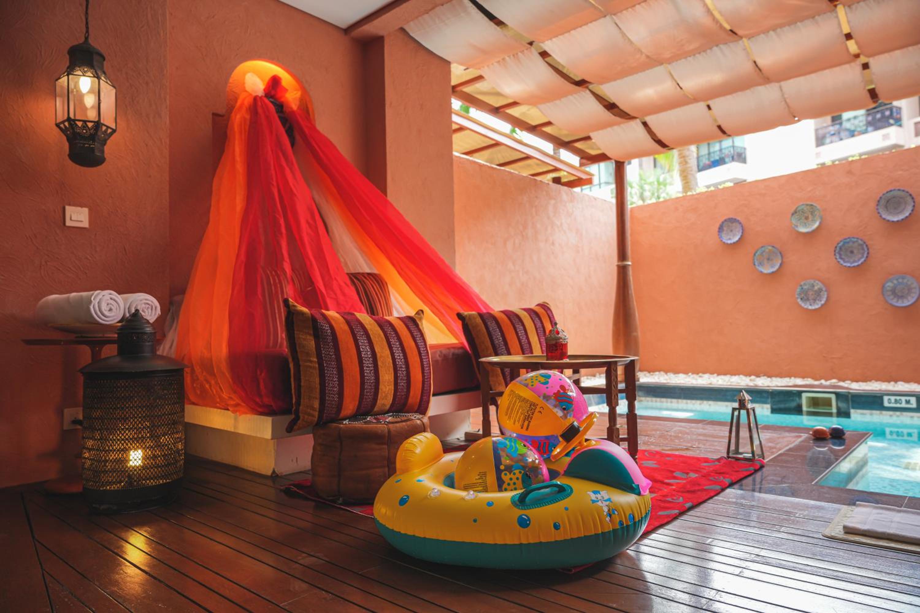 Fountain Pool Suite