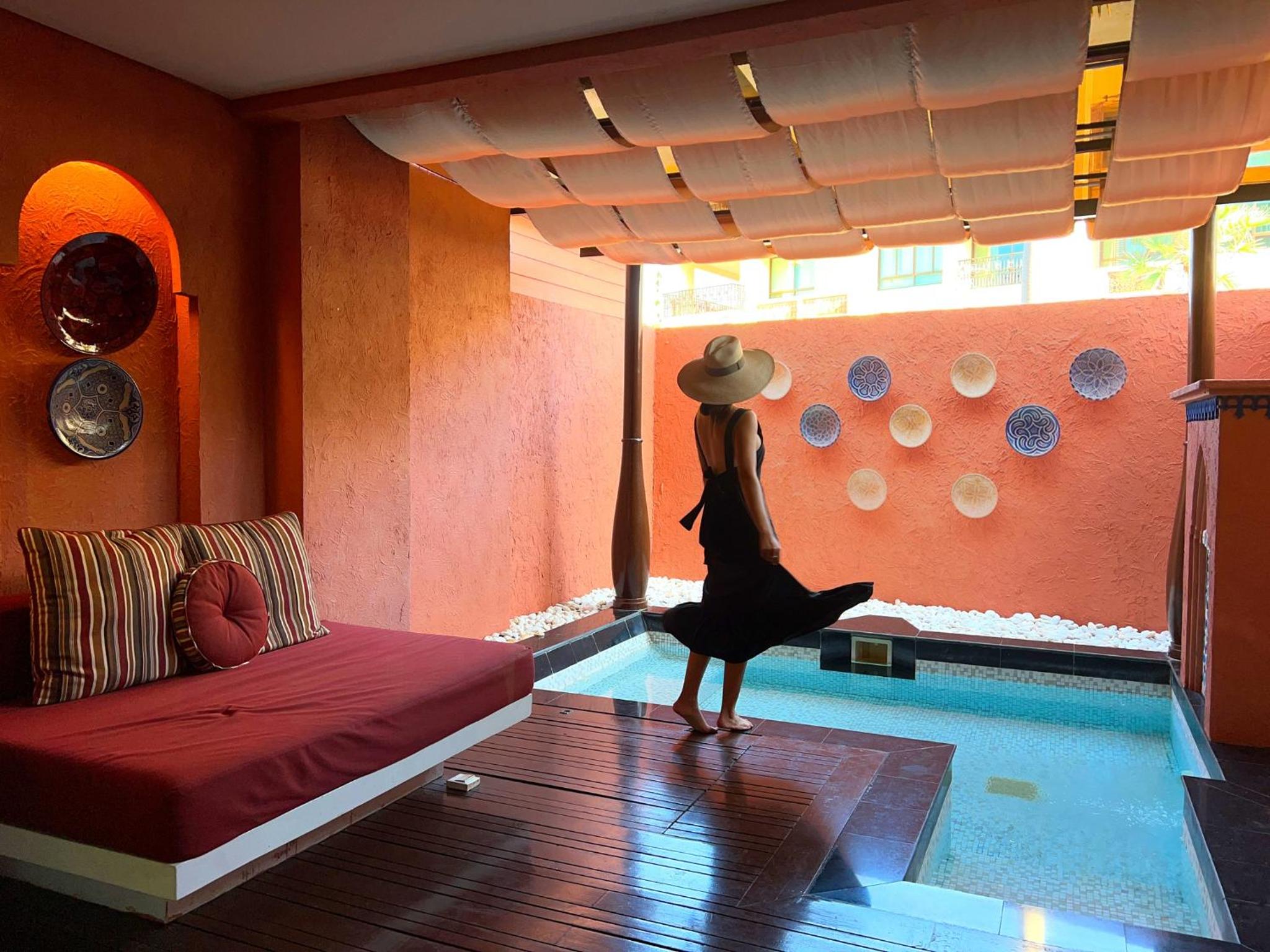 Fountain Pool Suite