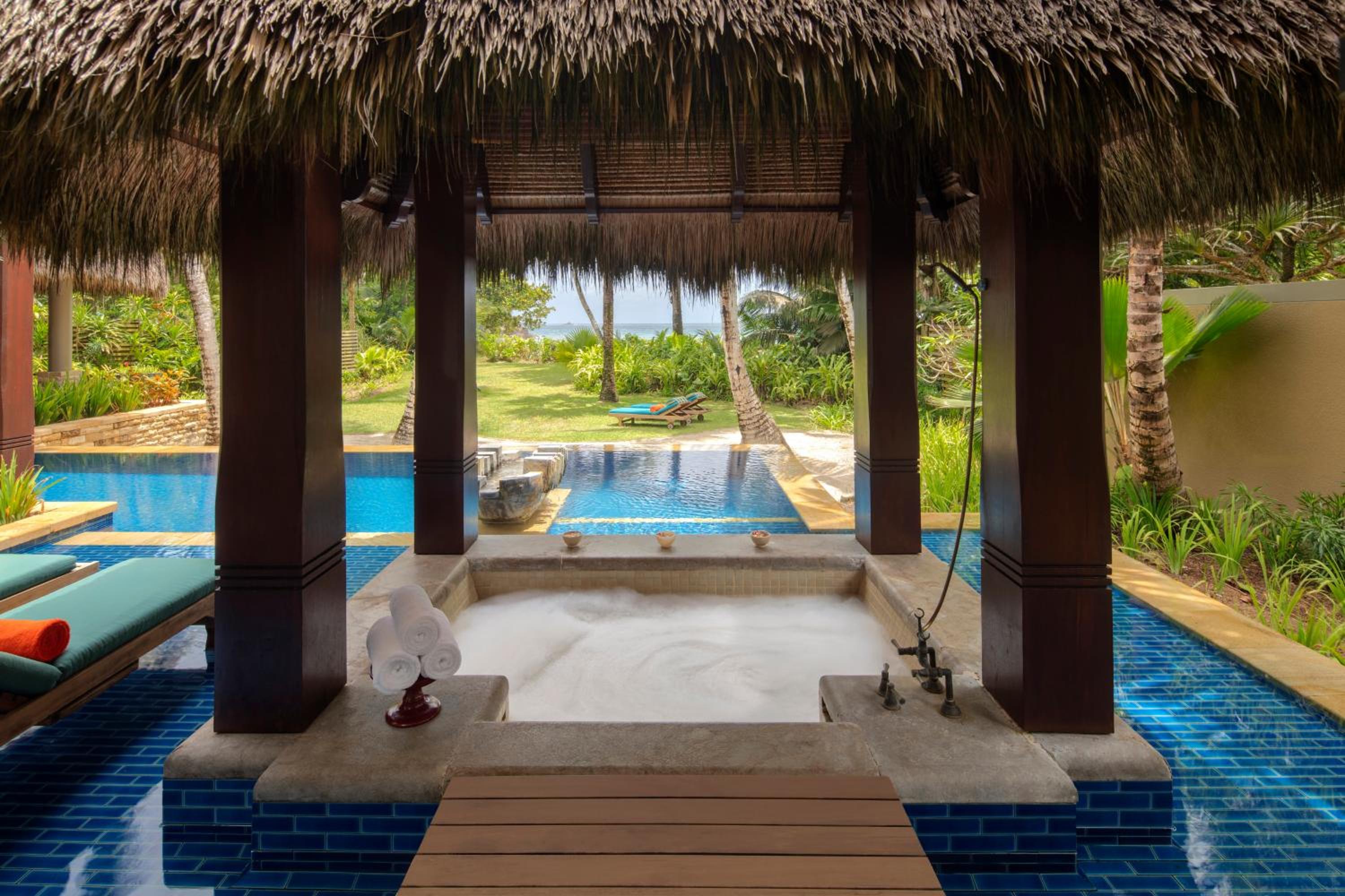 Premier Beach Pool Villa