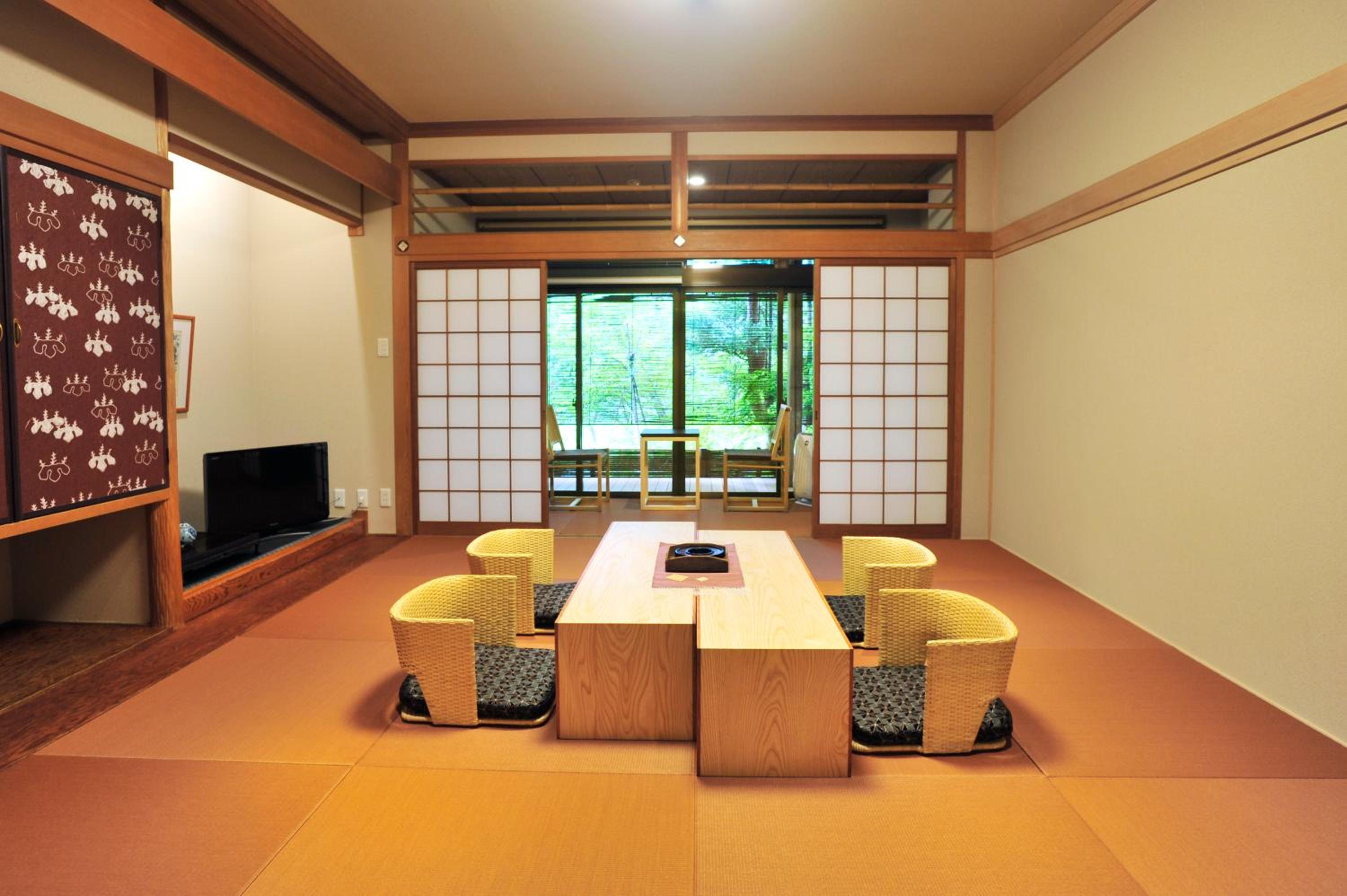 Japanese-Style Deluxe Room with Open Air Bath - Annex