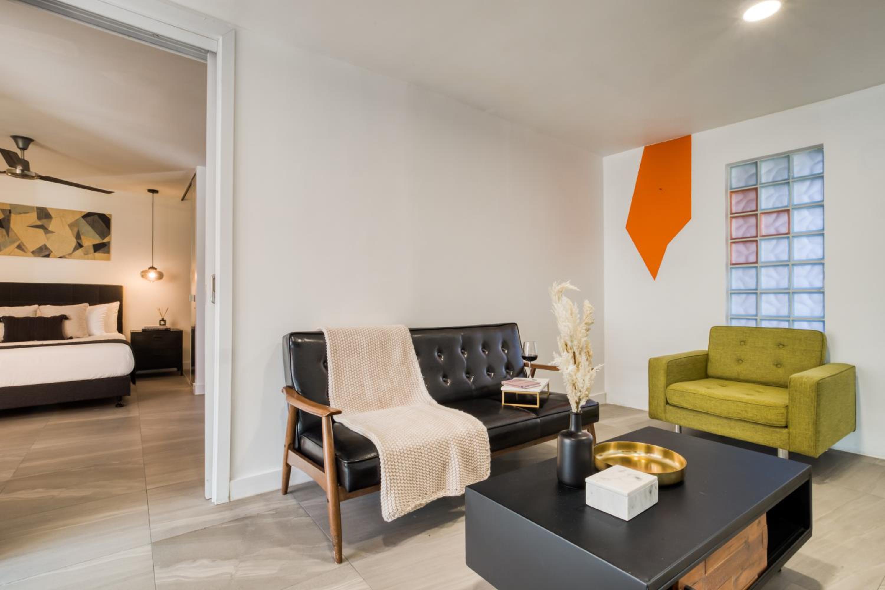 Cozy Standard Studio