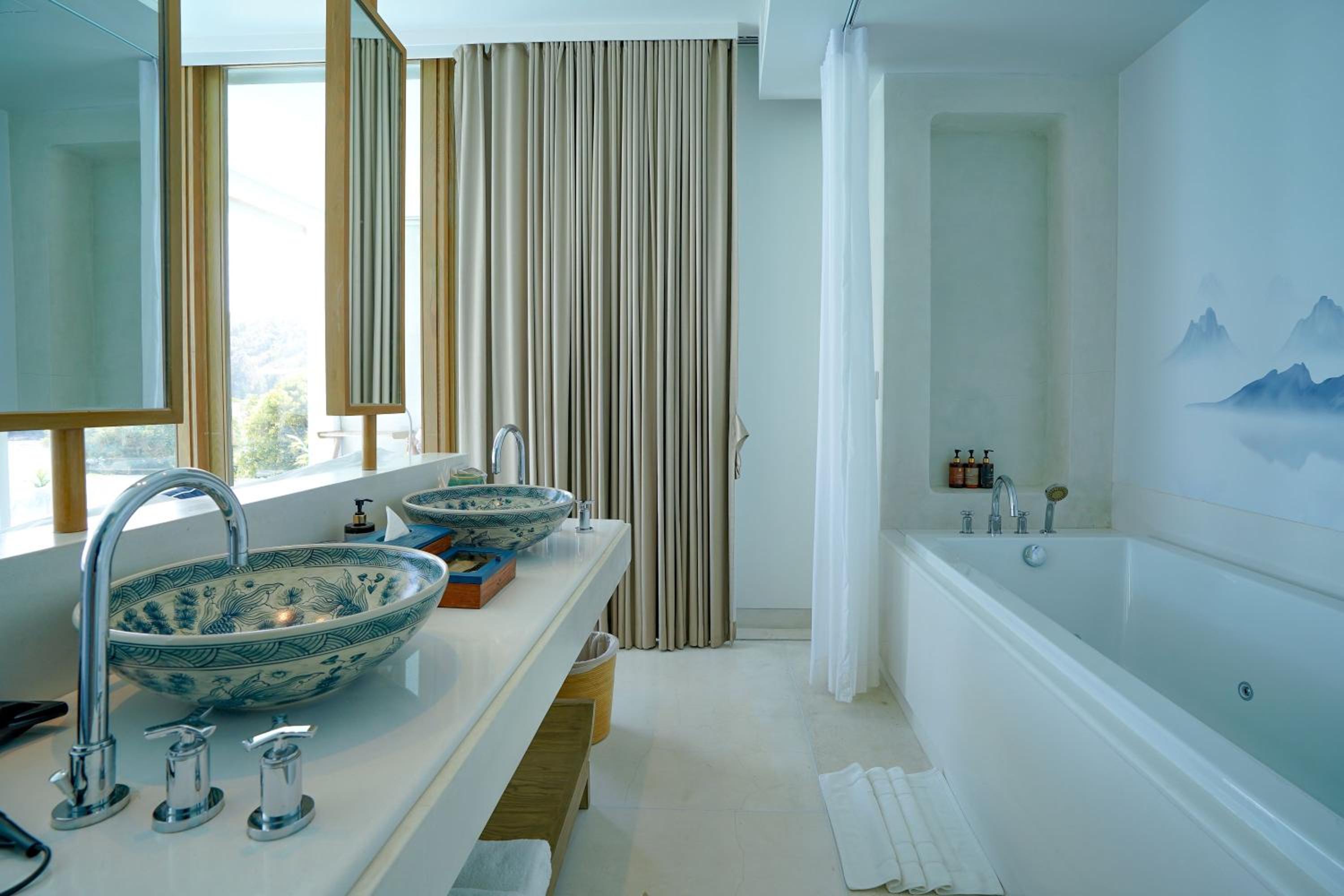 Ocean View Pool Villa (Free Selected Mini-bar)