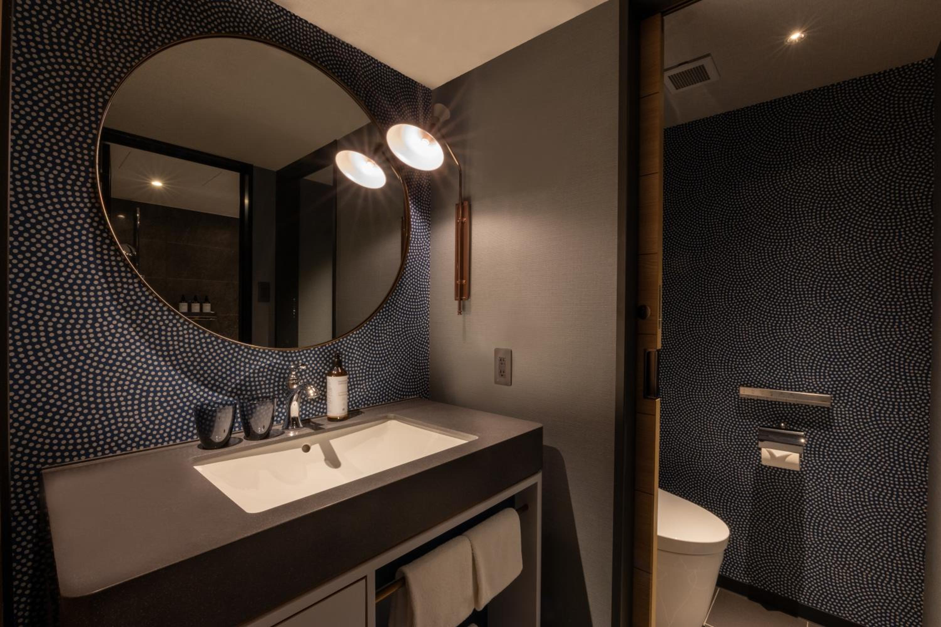 Superior Twin Room with One Sofa Bed and Bath Tub