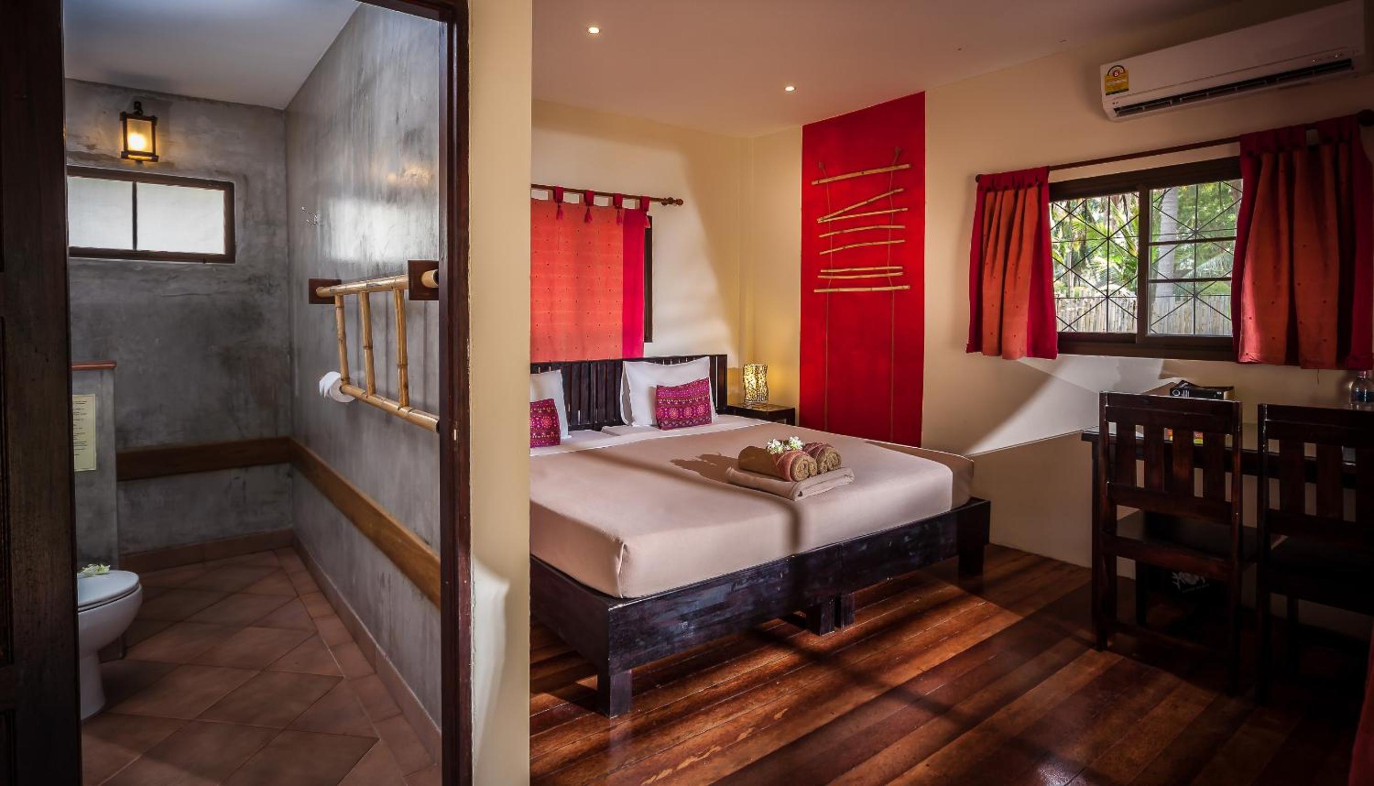 Third Row Garden Bungalow