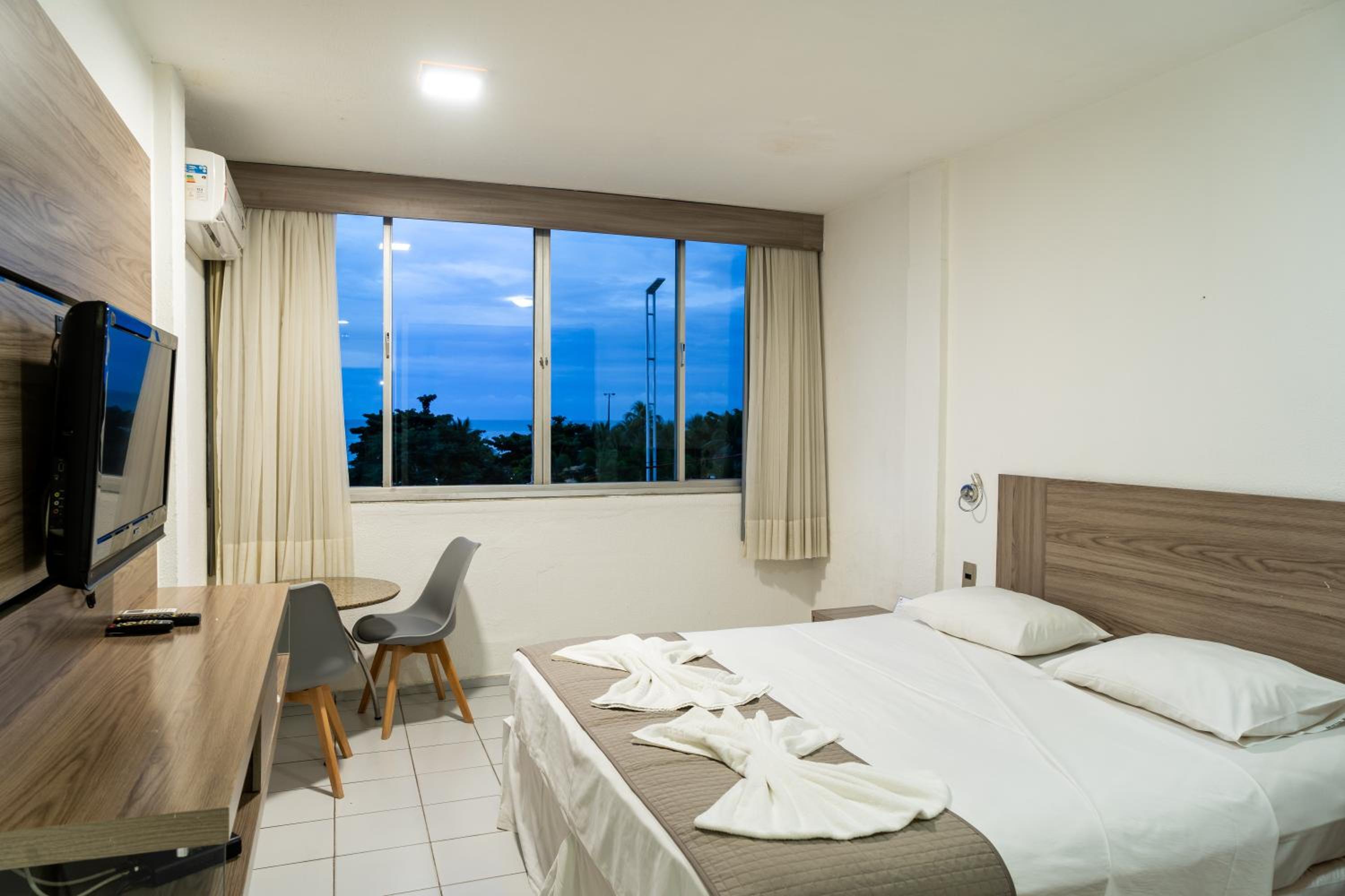Double or Twin Room with Partial Sea View