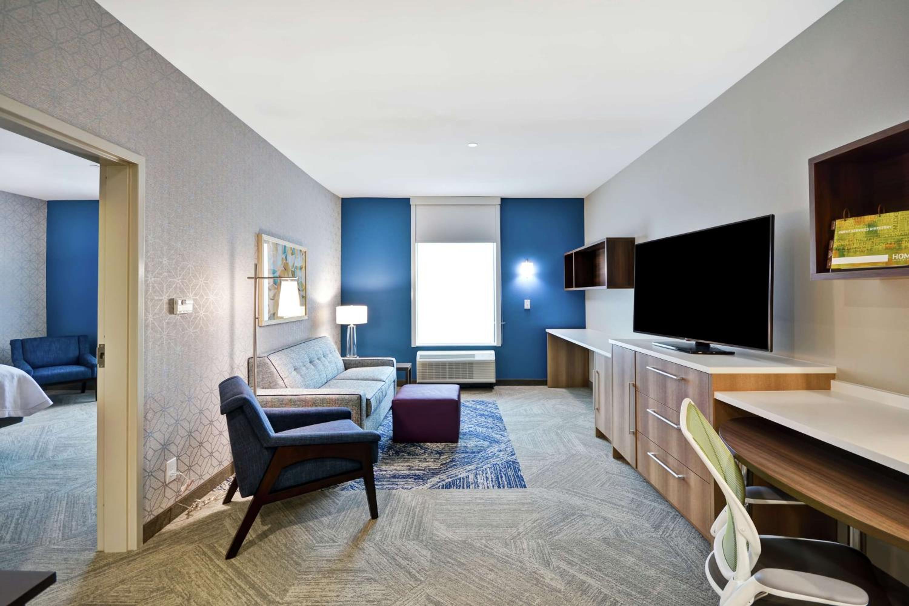 King Suite - Hearing Access/Non-Smoking