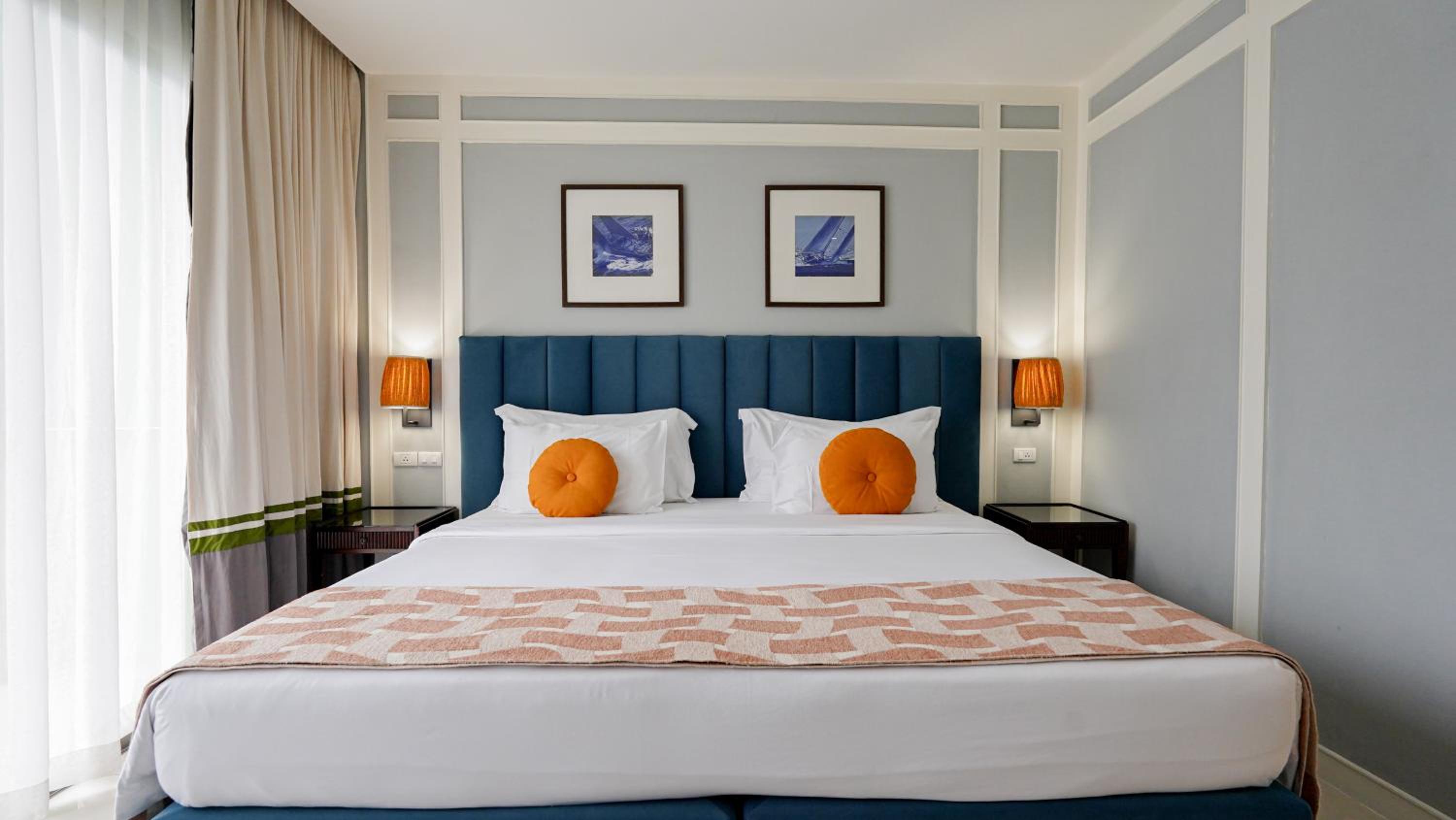 Deluxe Double or Twin Room