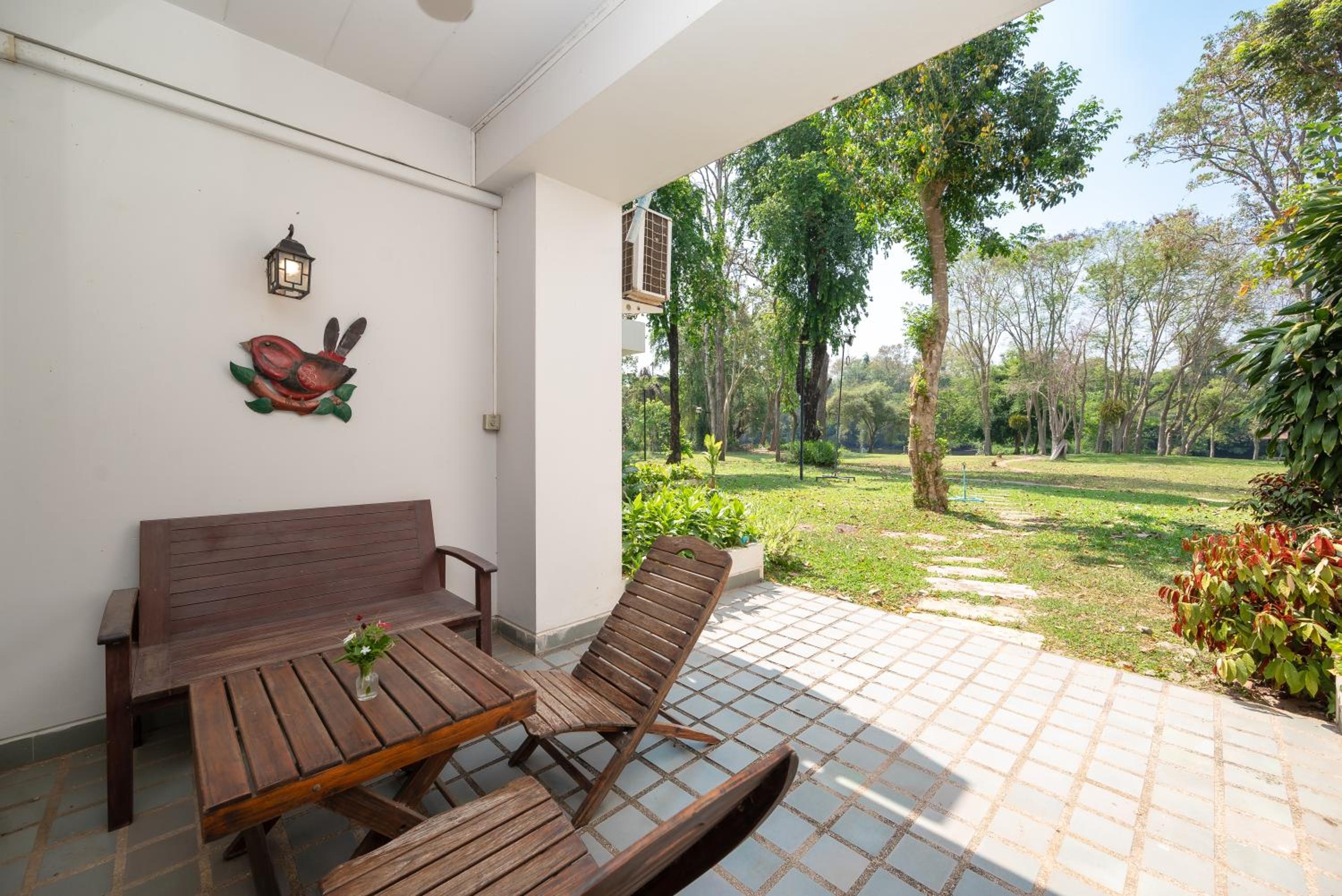 Riverside Deluxe Triple