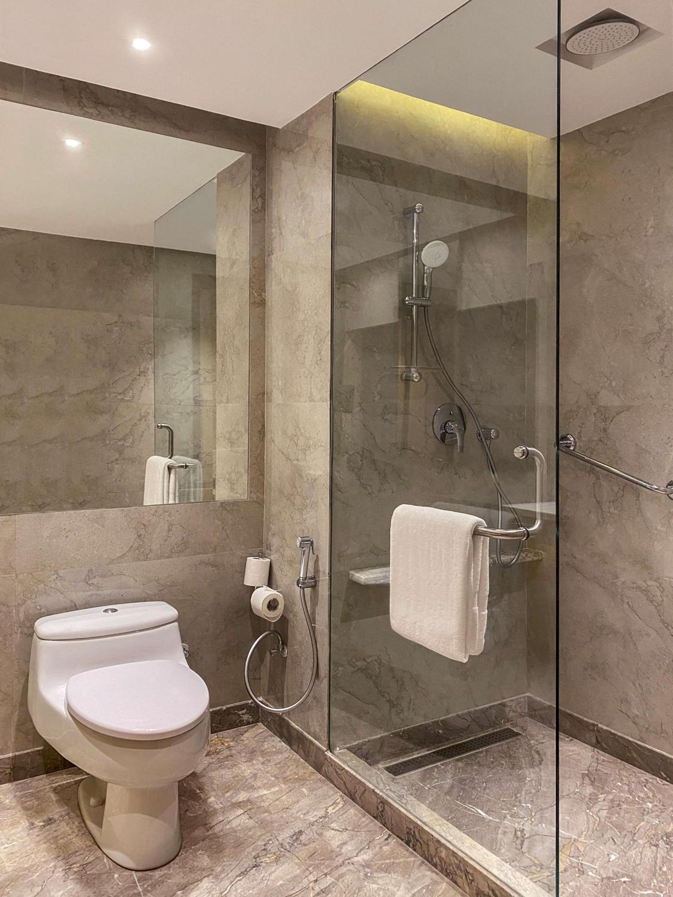 Business Class Room (Shuttle service to Golden Temple on scheduled Hrs, 10% Discount on Food & Soft Beverages, Happy Hours 1+1 on IMFL Drinks (16:00-18:00 Hrs) at Proof Patio Bar