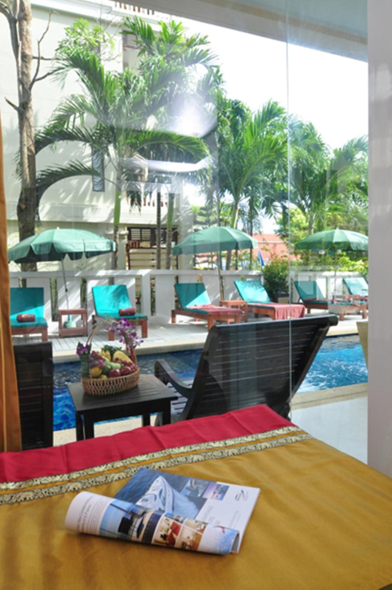 Premier Pool Access