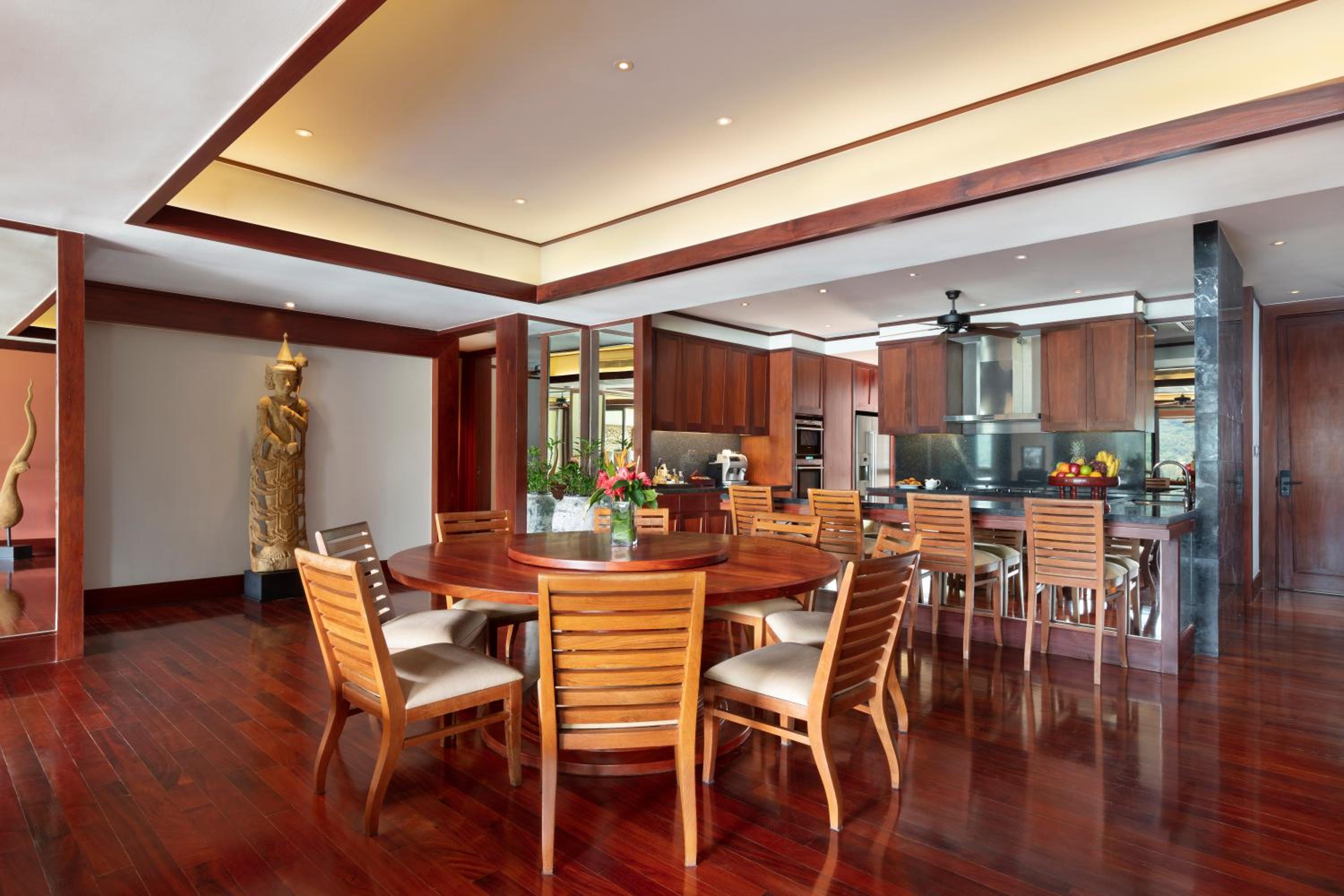 One-Bedroom Suite with Terrace