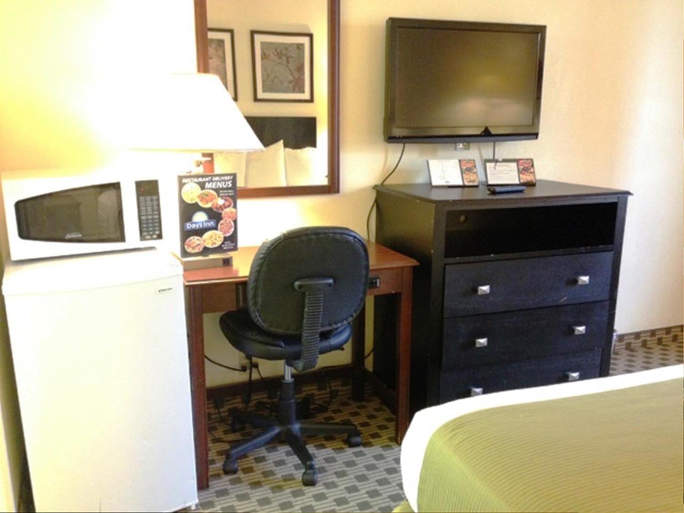 Double Room With Two Double Beds - Accessible/Non-Smoking