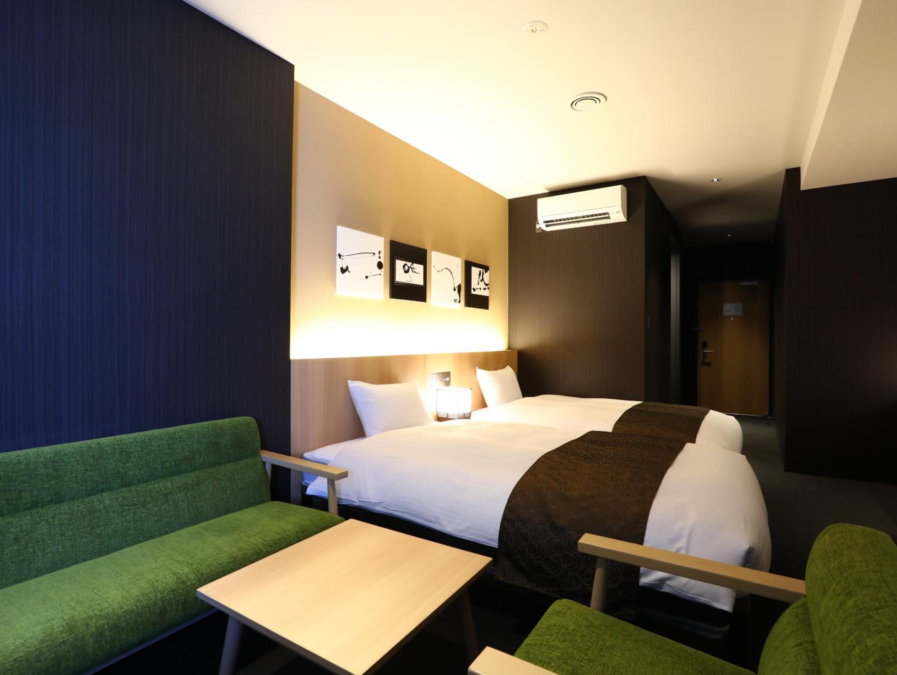 Deluxe Twin Room
