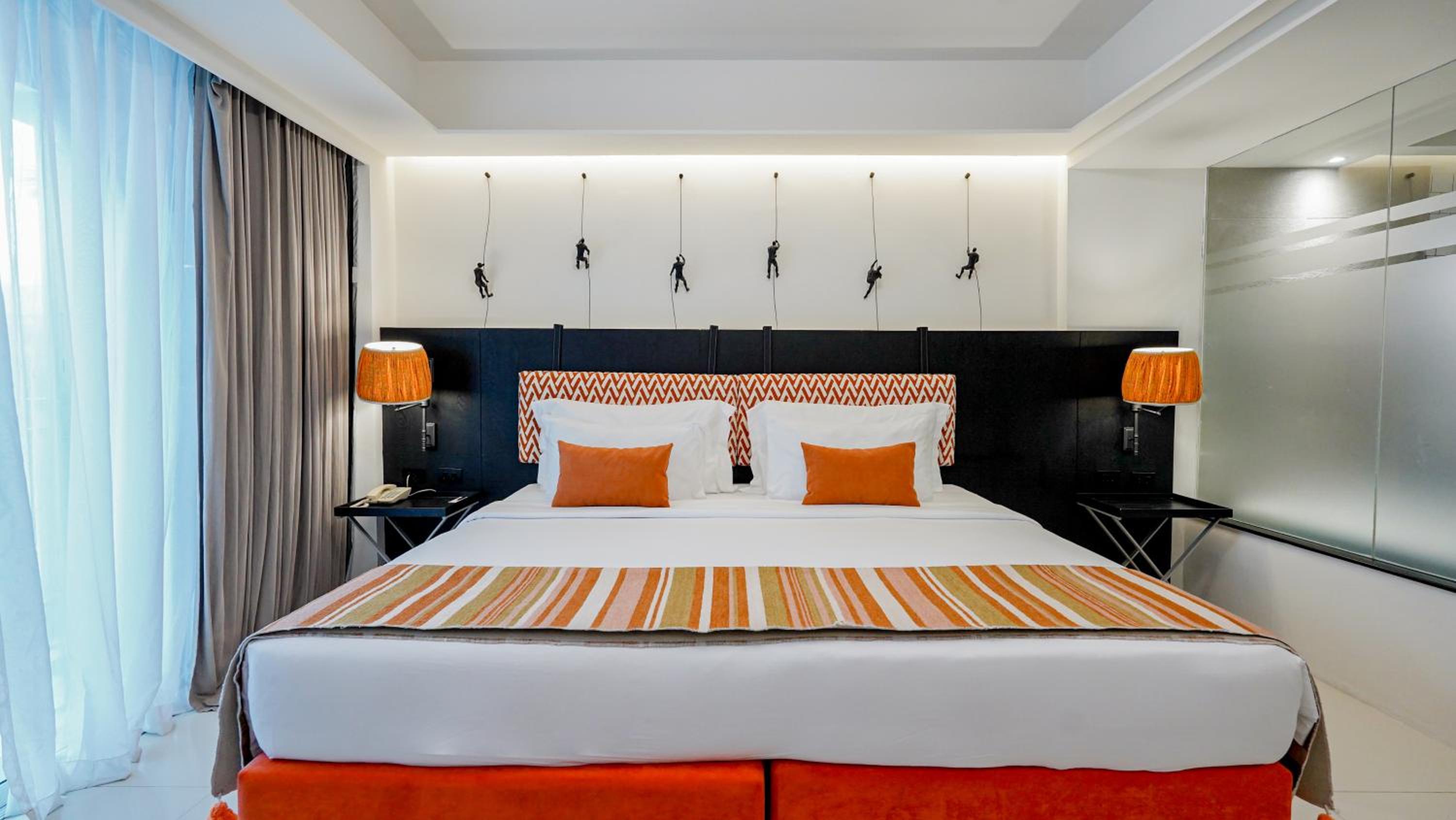 Deluxe Double or Twin Room with Pool View