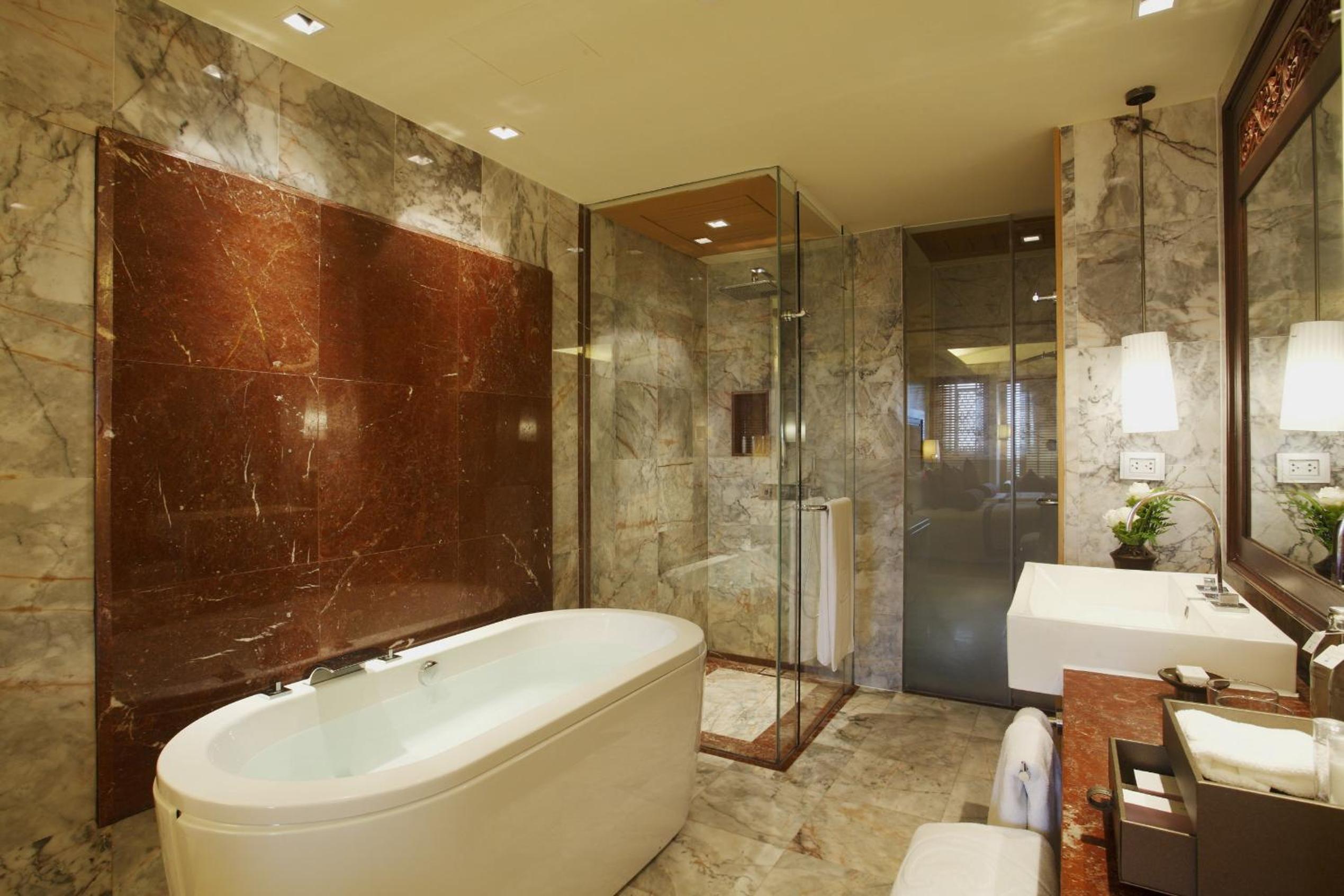 Deluxe Pool Suite - Double Double