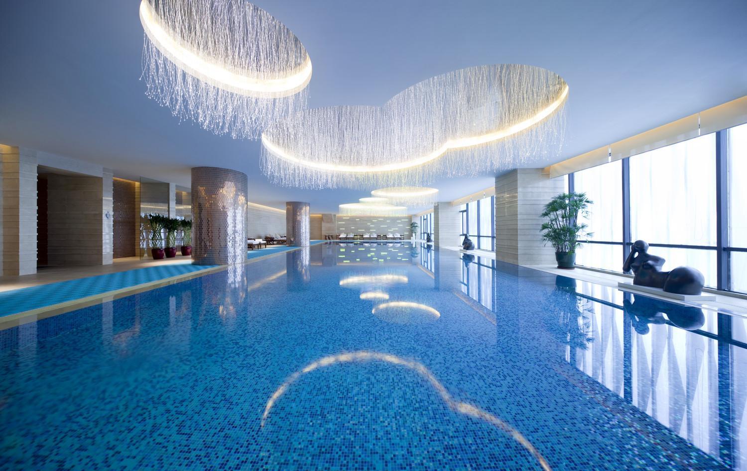 Deluxe King Room, Guest room, 1 King, City view, Low floor