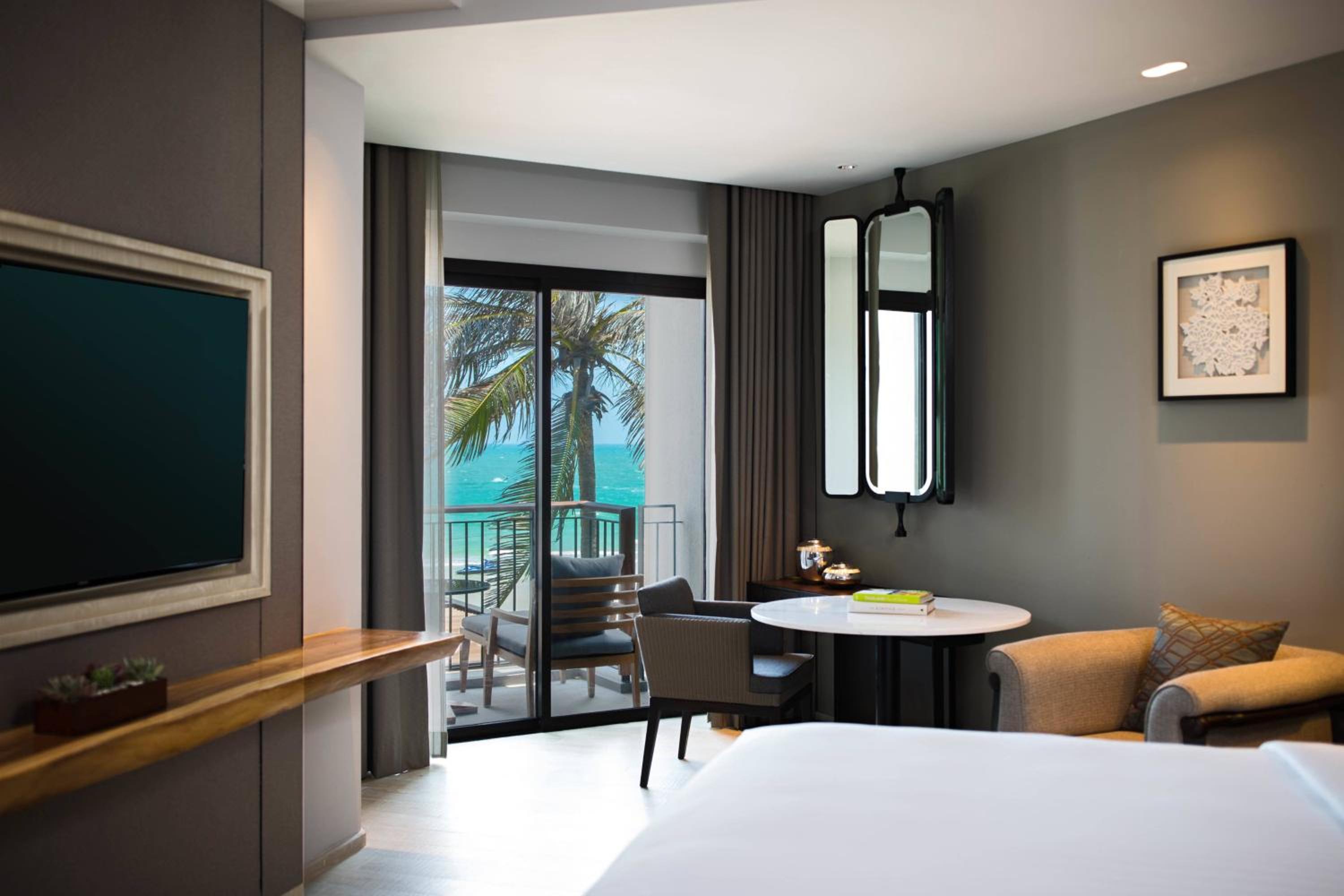 1 Bedroom Suite, 1 King
