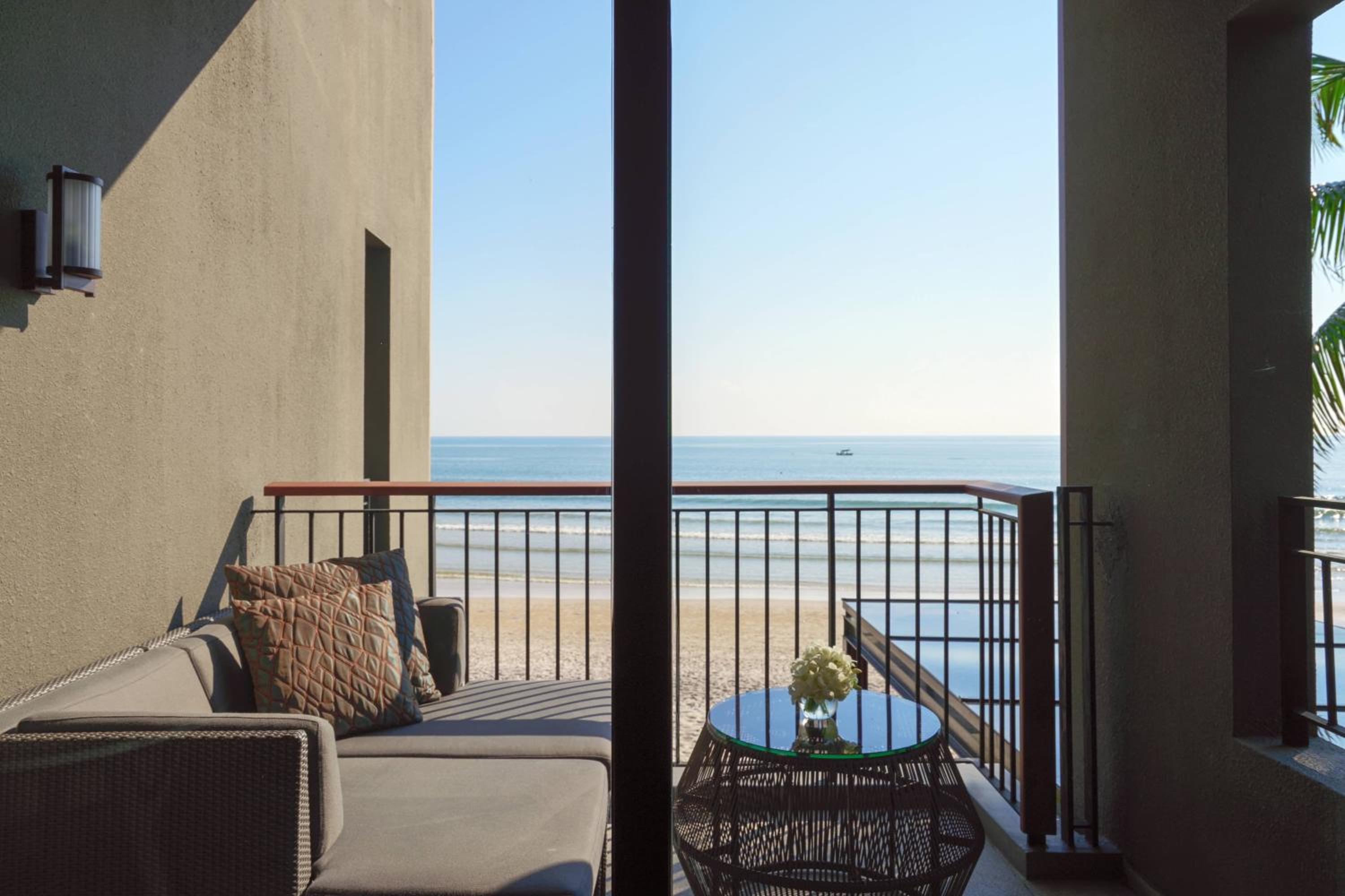 1 Bedroom Suite, 1 King