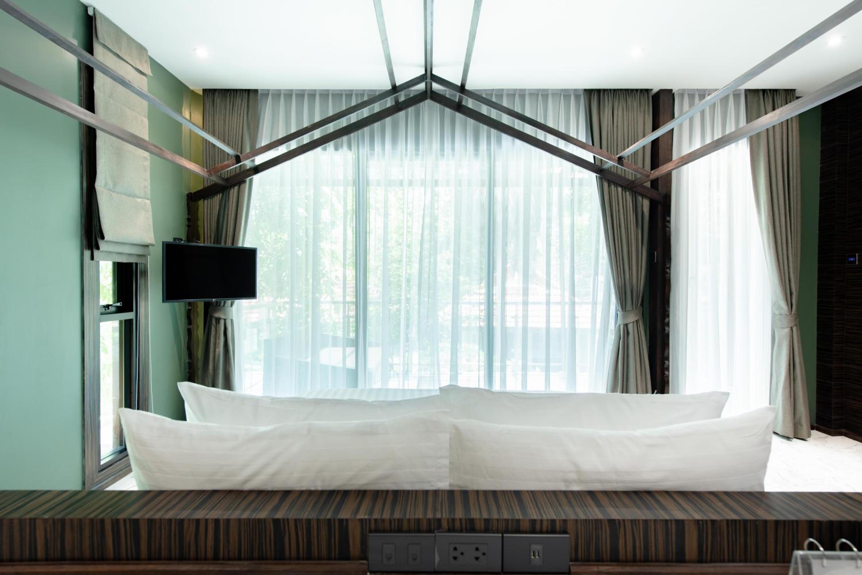 Suite Wooden Style