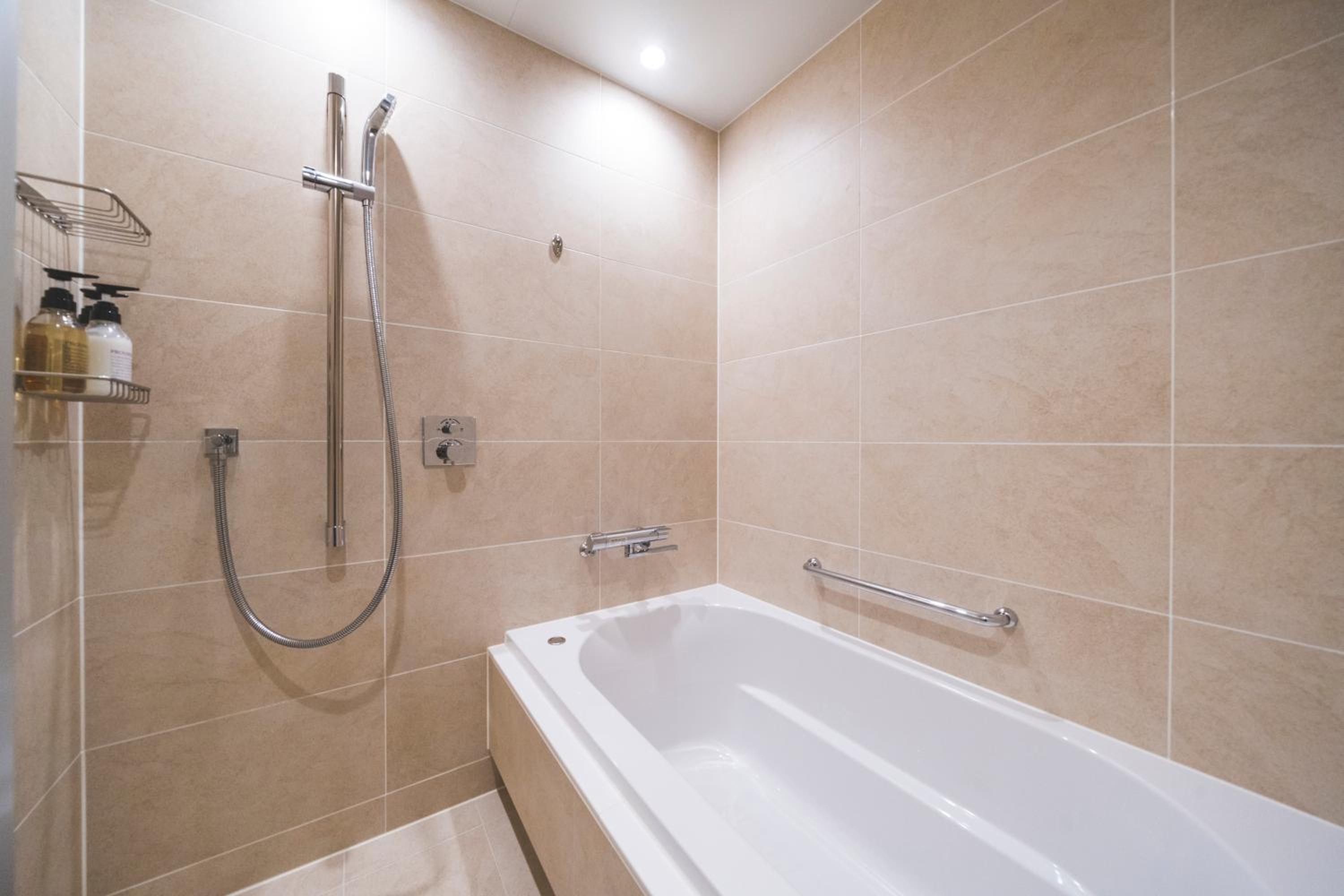 Signature Deluxe Twin Room