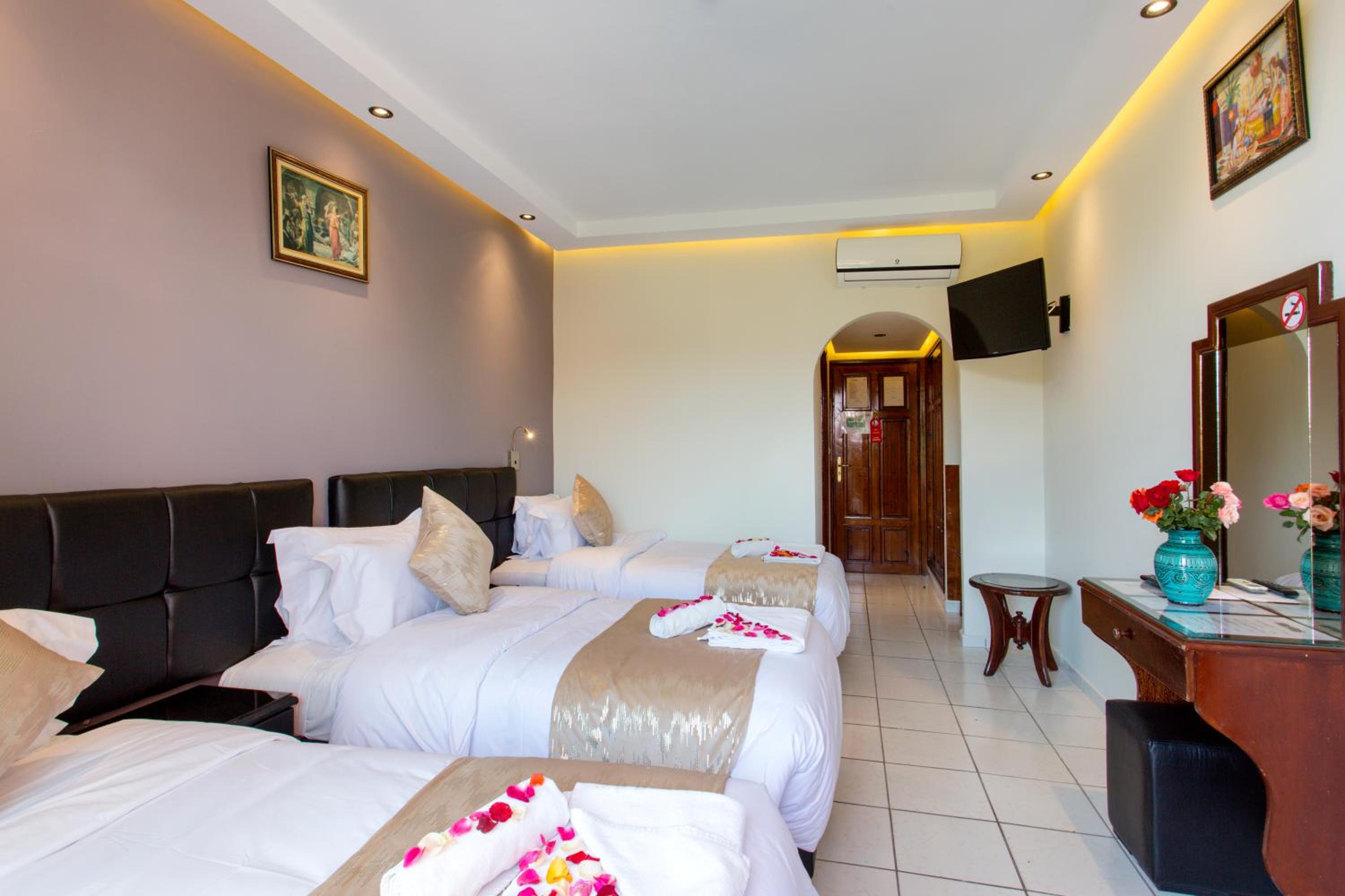 Triple Room