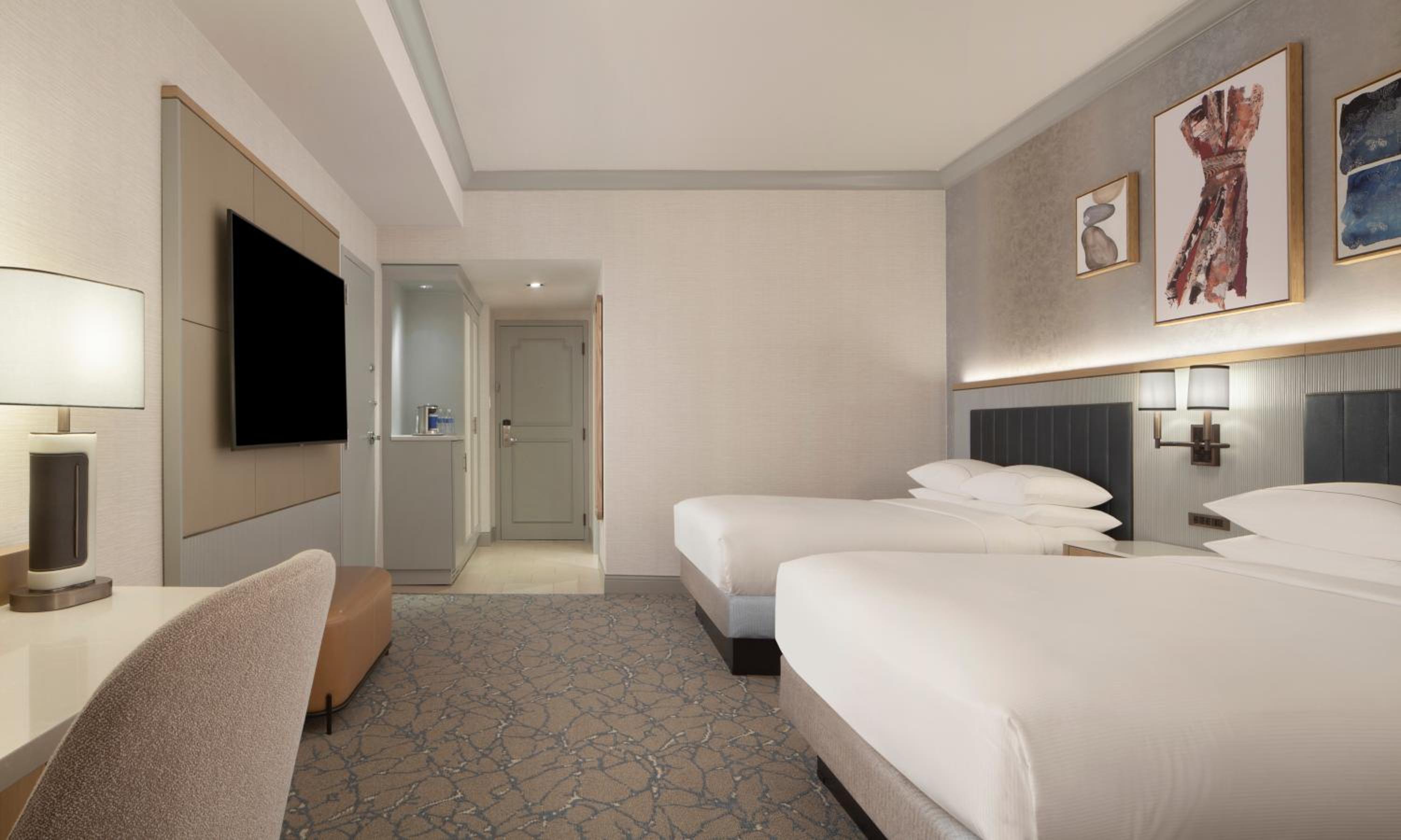 Tower Queen Room with Two Queen Beds