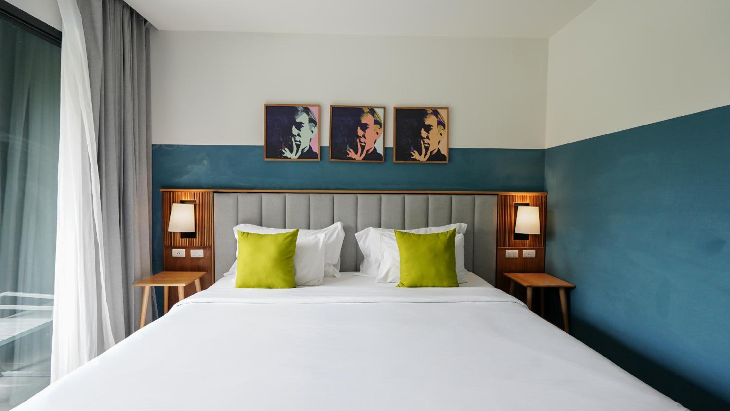 Artsy Deluxe Room
