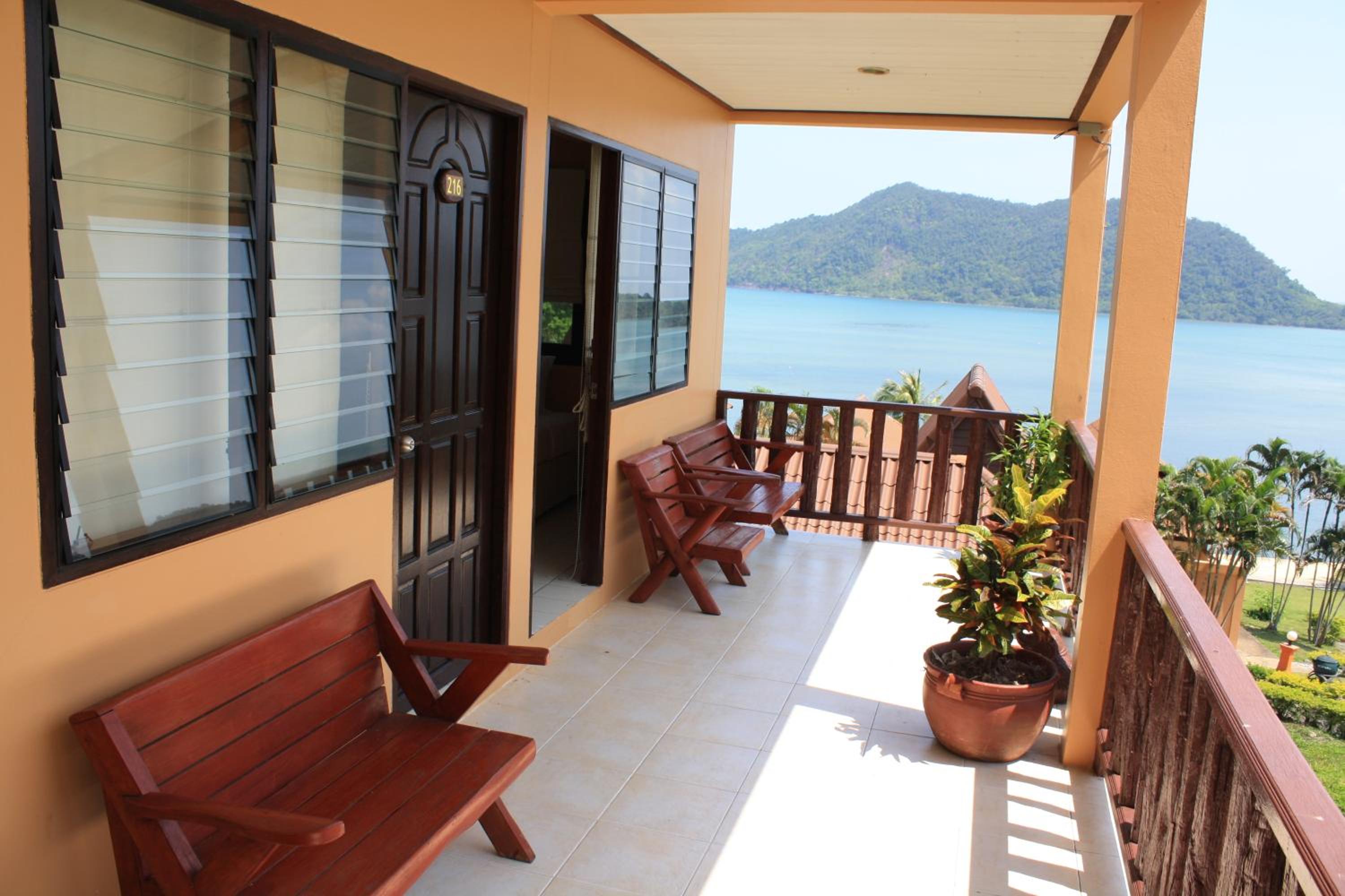 Family Budget Room - No Balcony