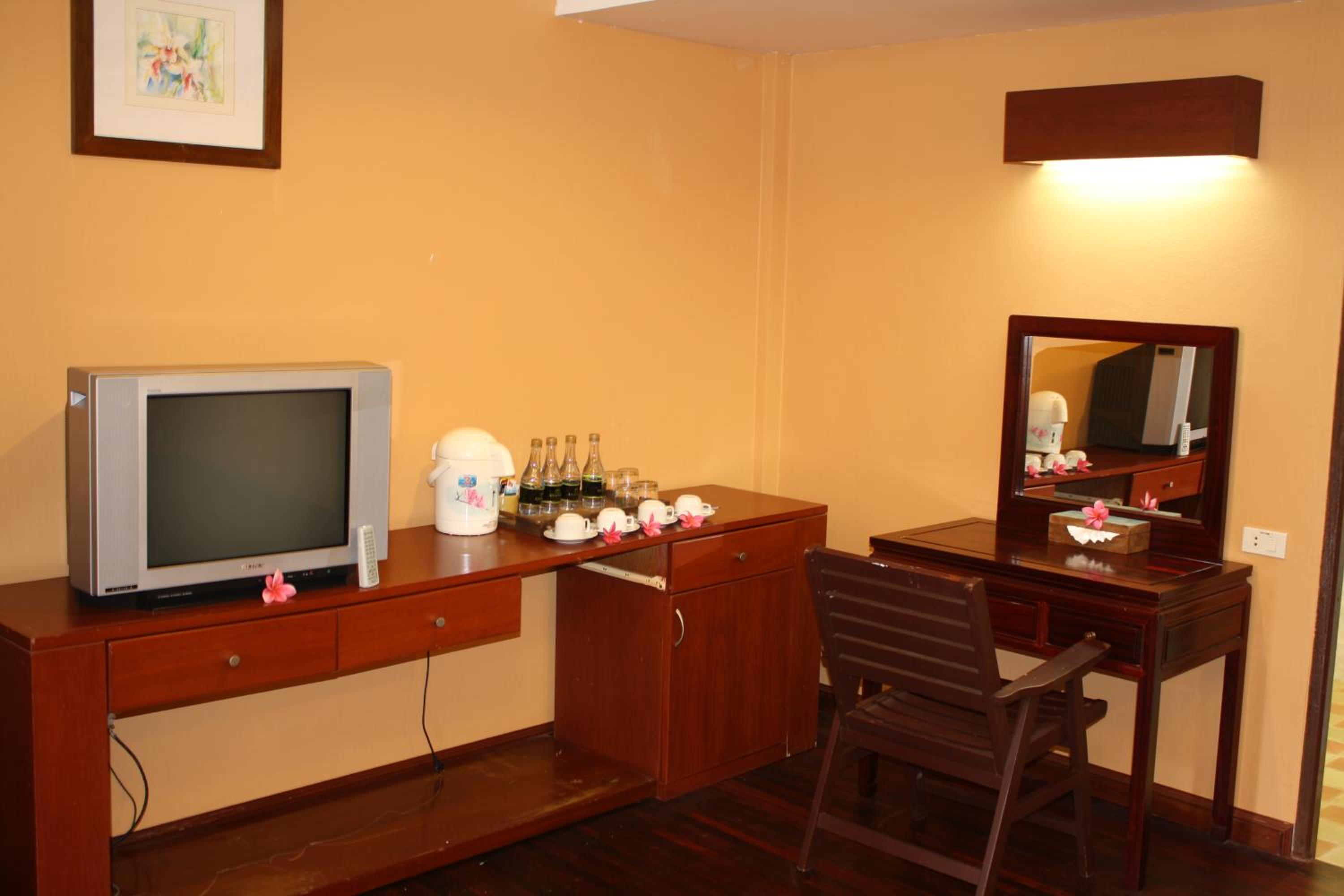 Family Budget Room - No Balcony