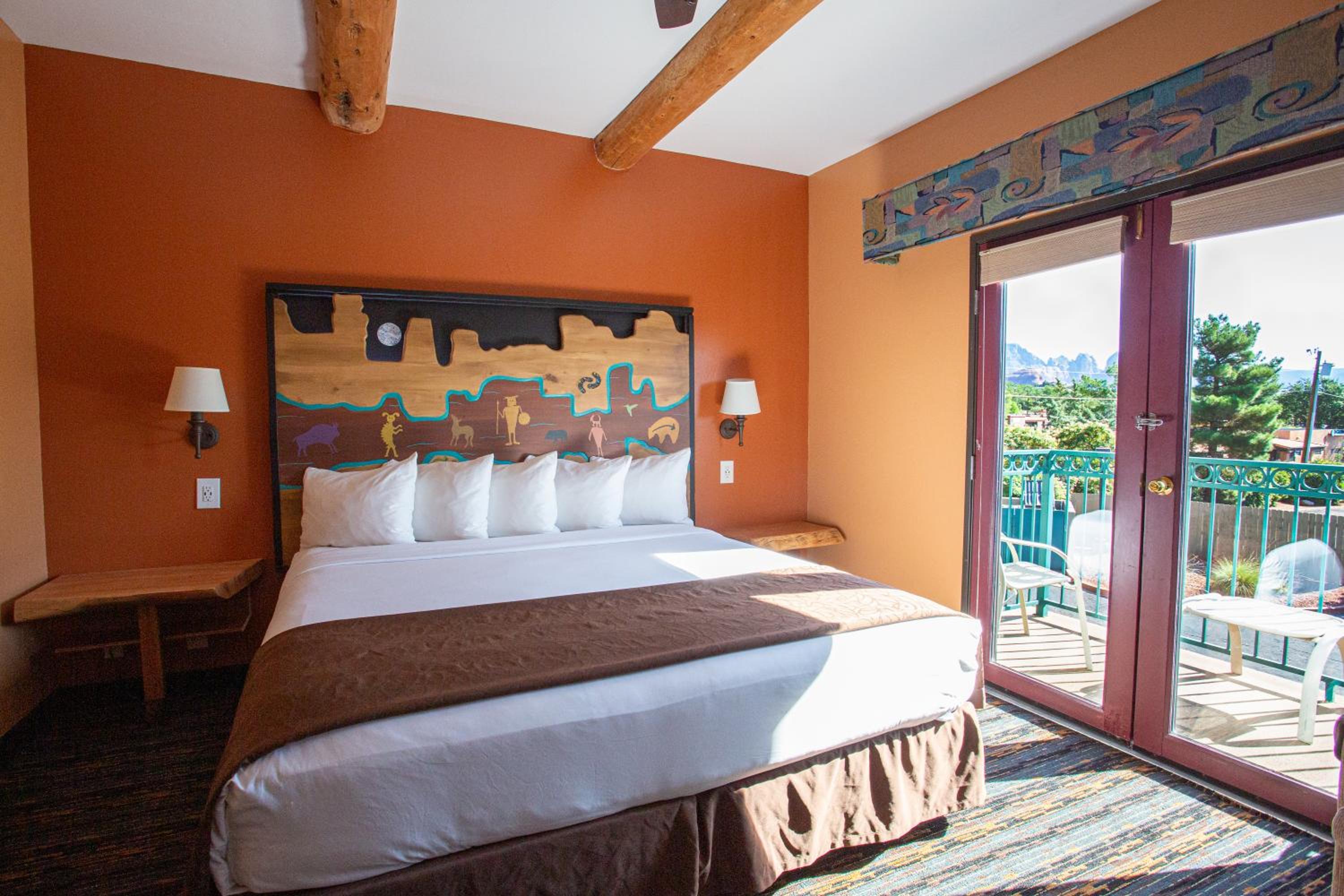 Panoramic Sedona King Suite