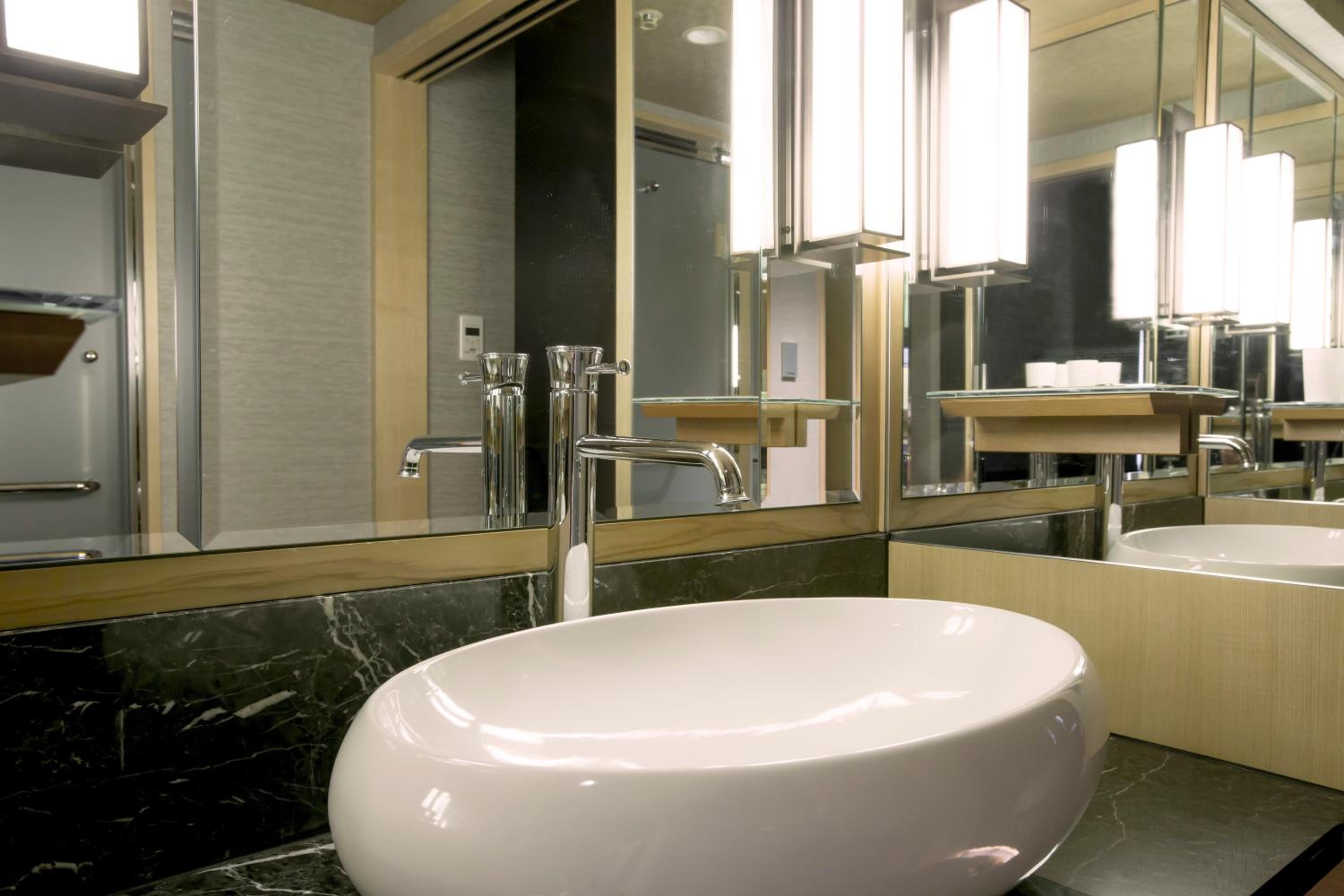 Premium Twin Room -Non-Smoking