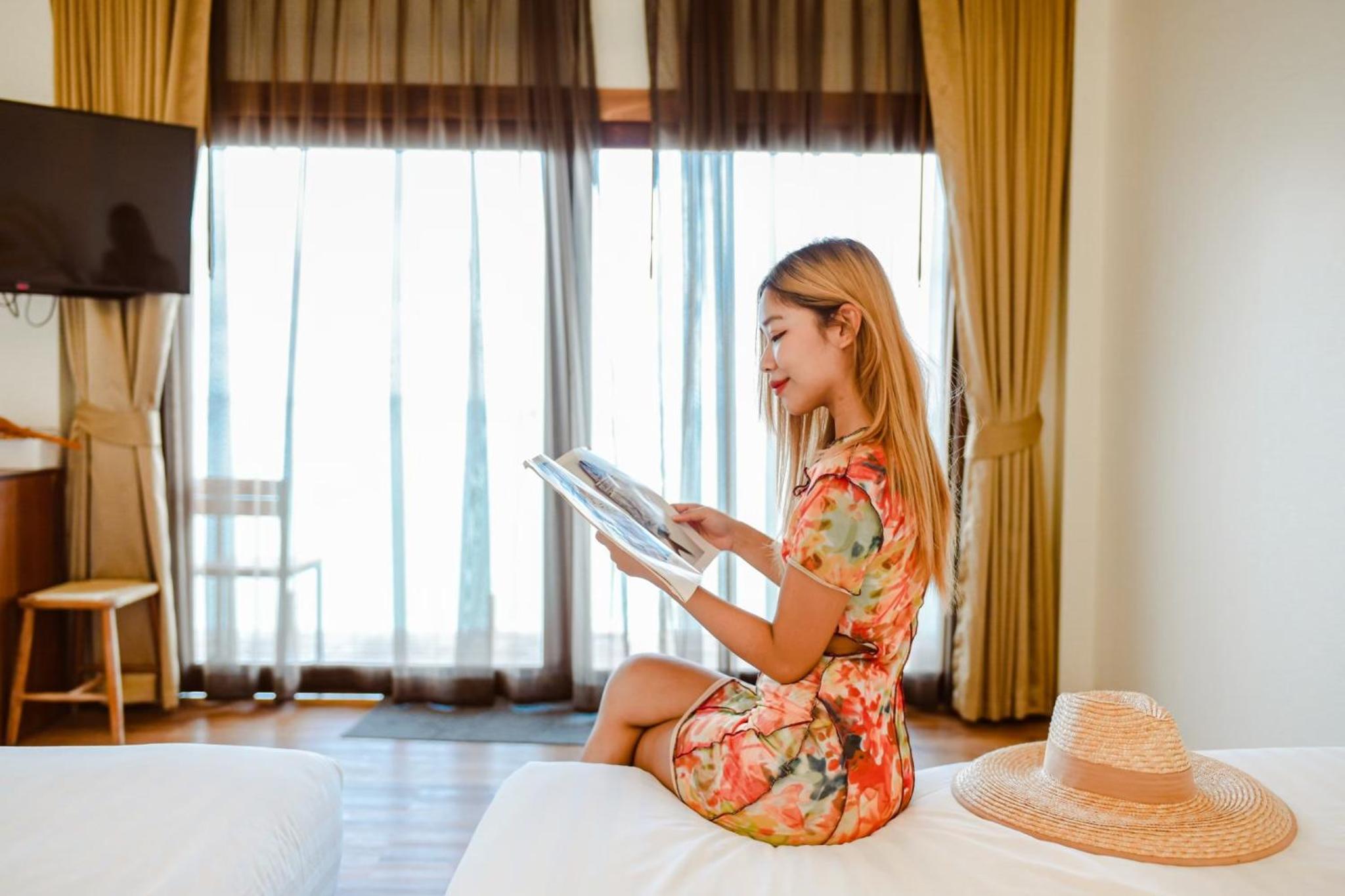 Family Room with Sea View