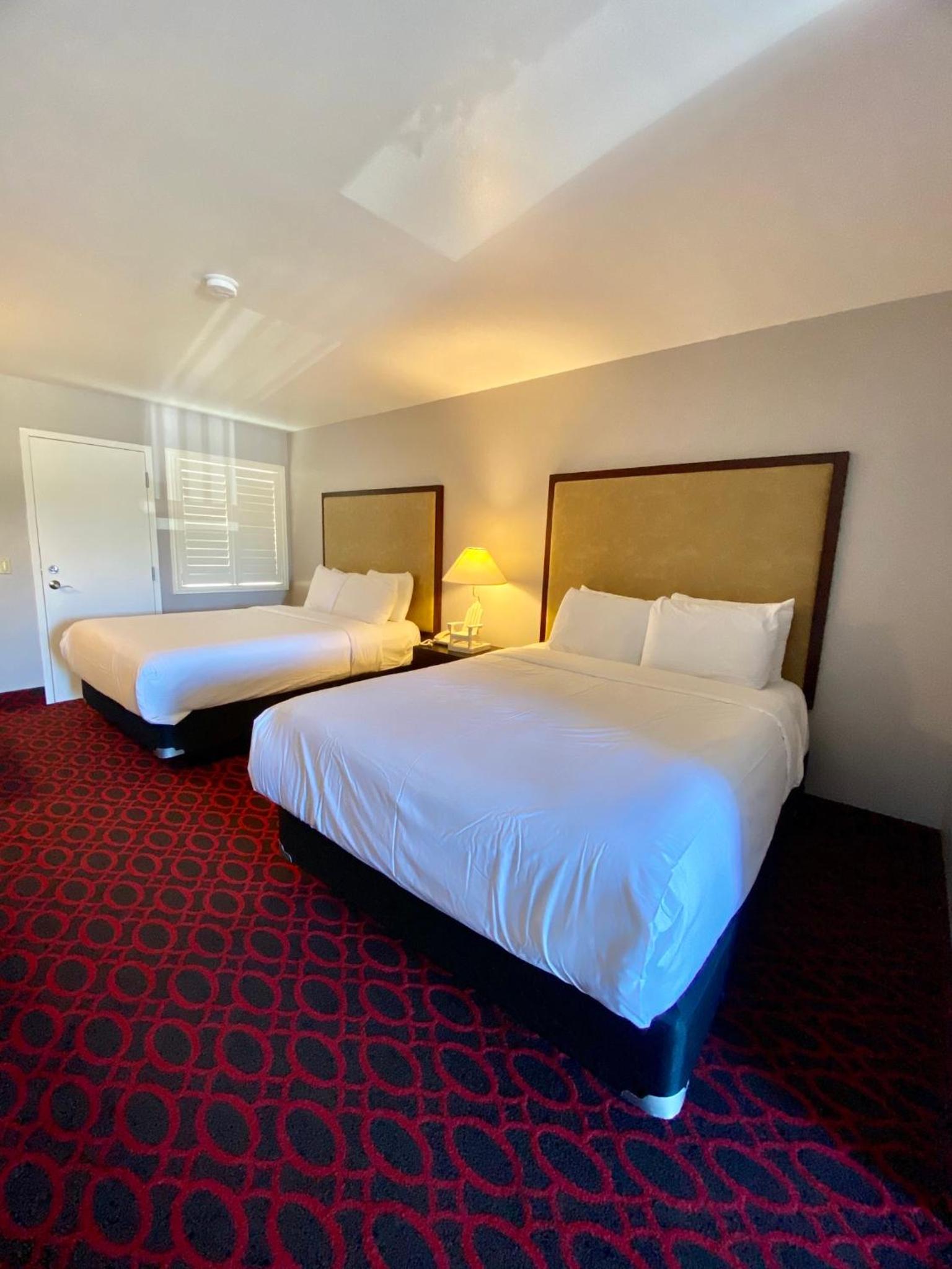 Standard Queen Room with Two Queen Beds