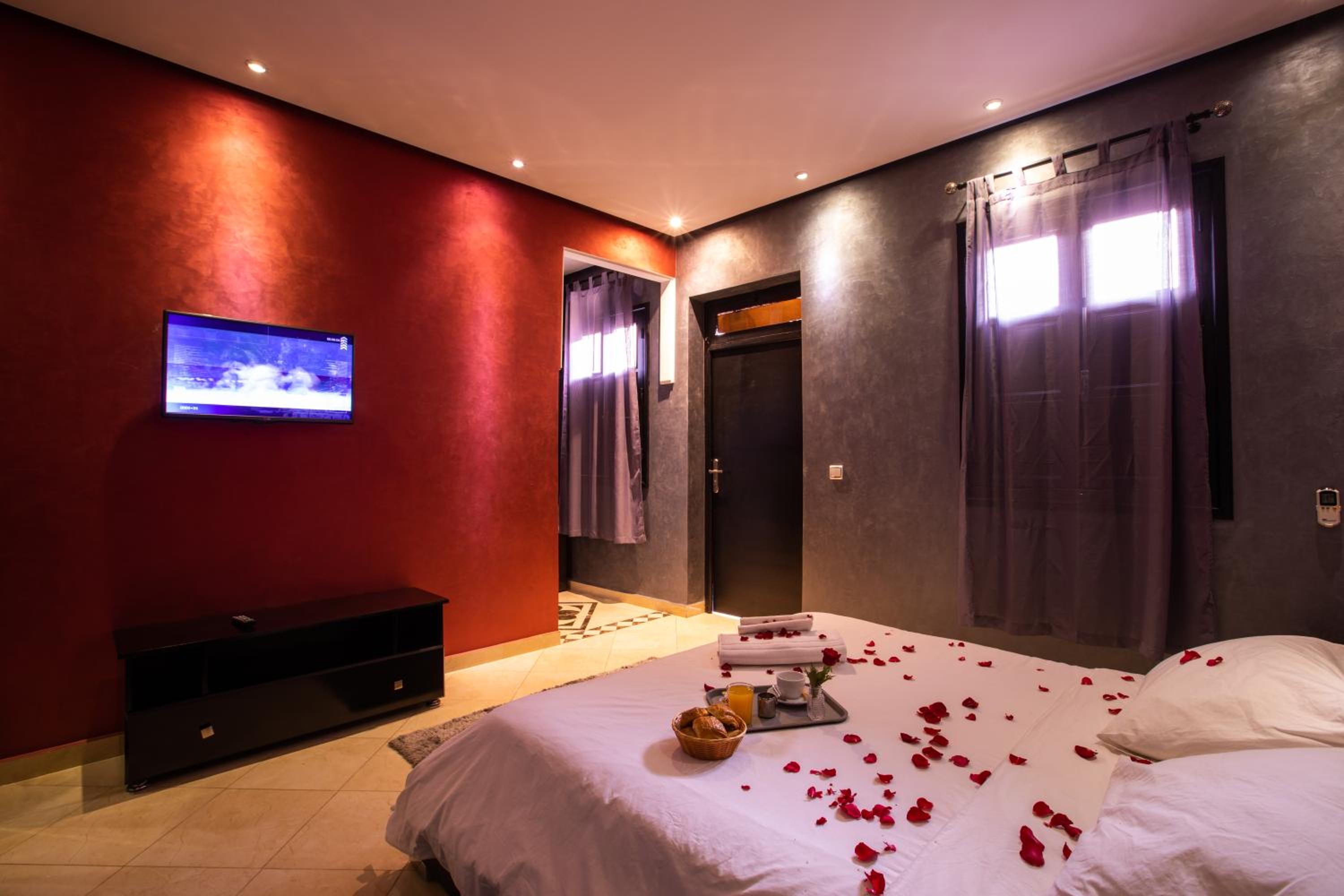 Superior Family Room