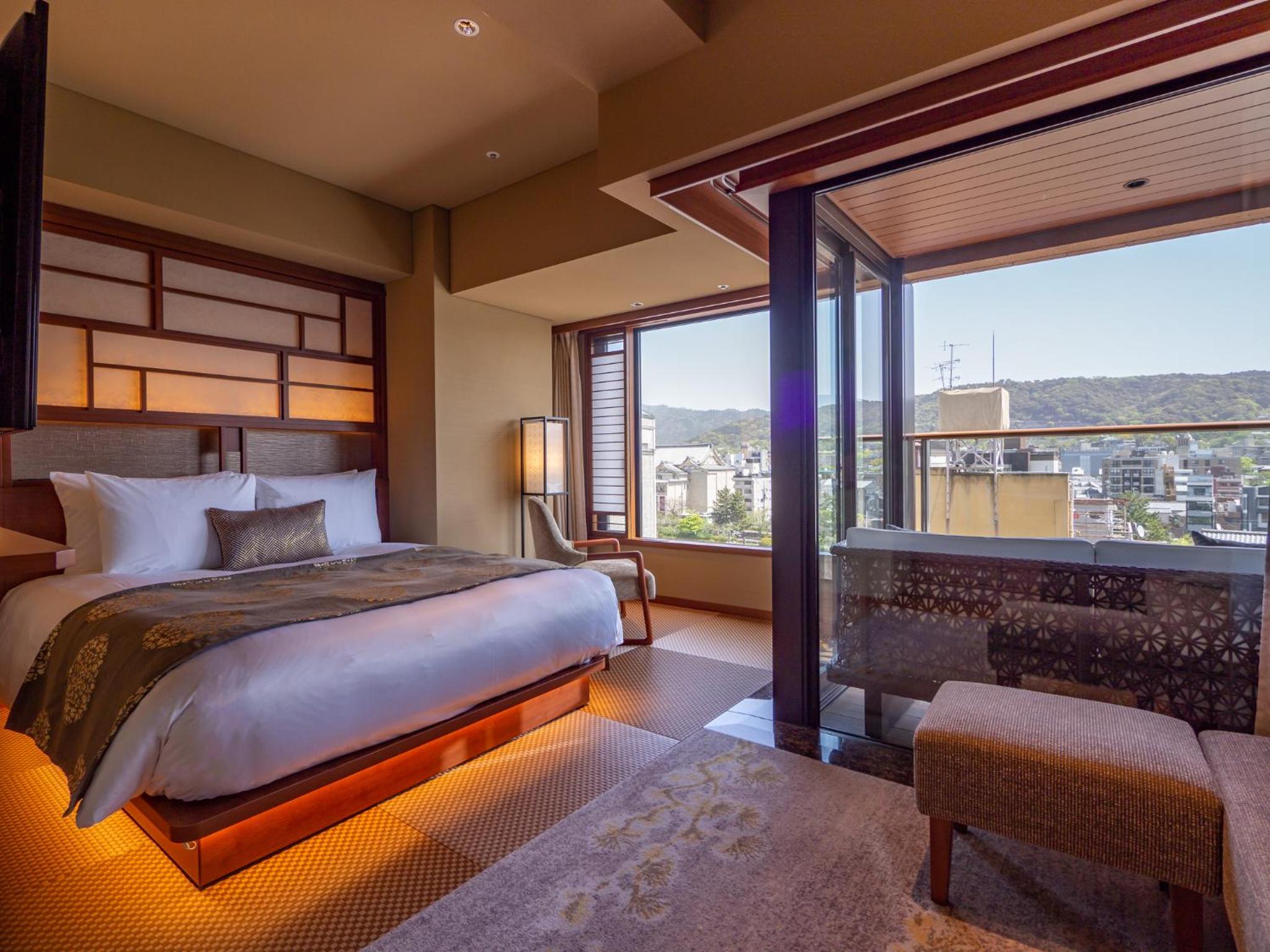 Premium Double - 5-7th Floor