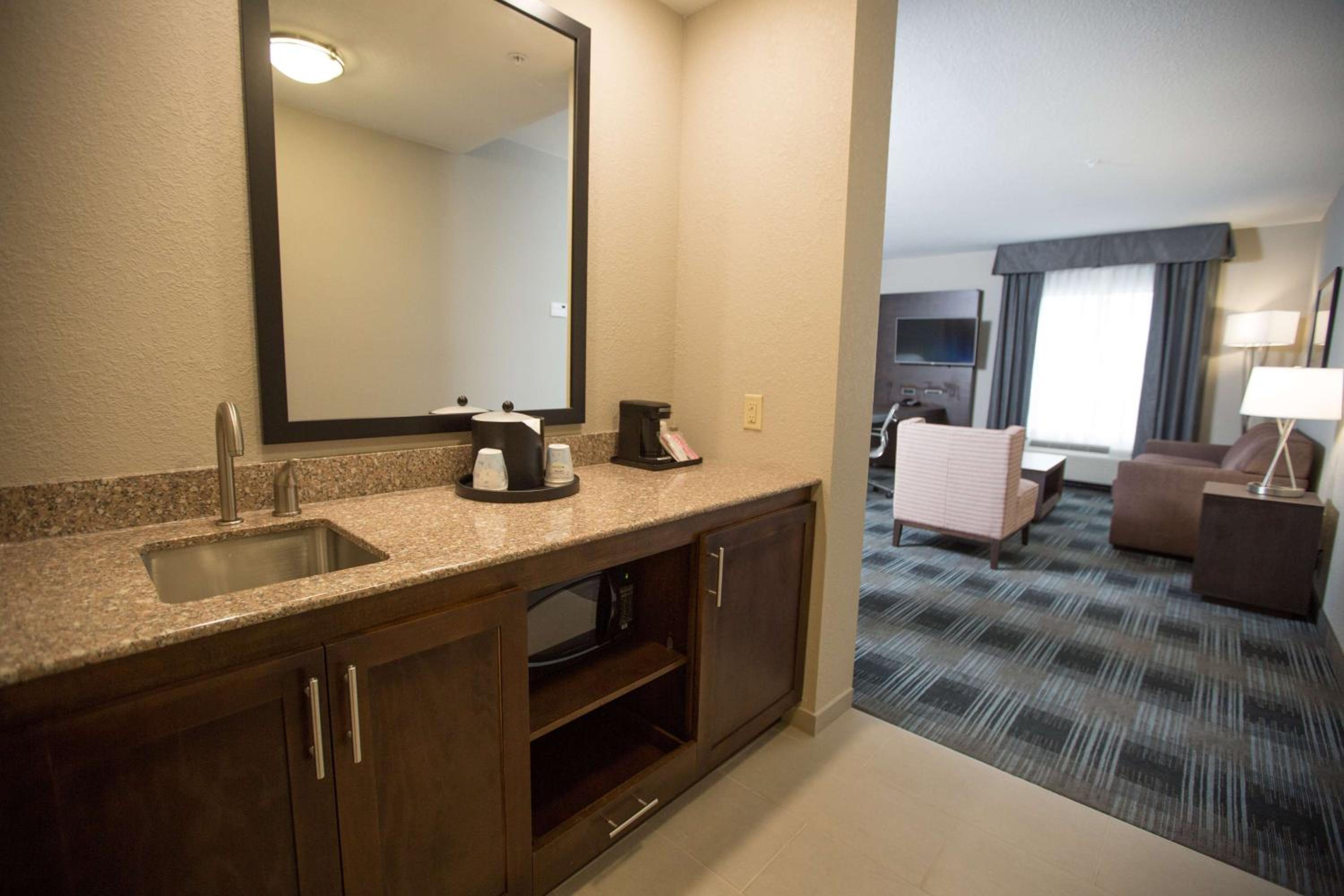 King Studio Suite - Non Smoking