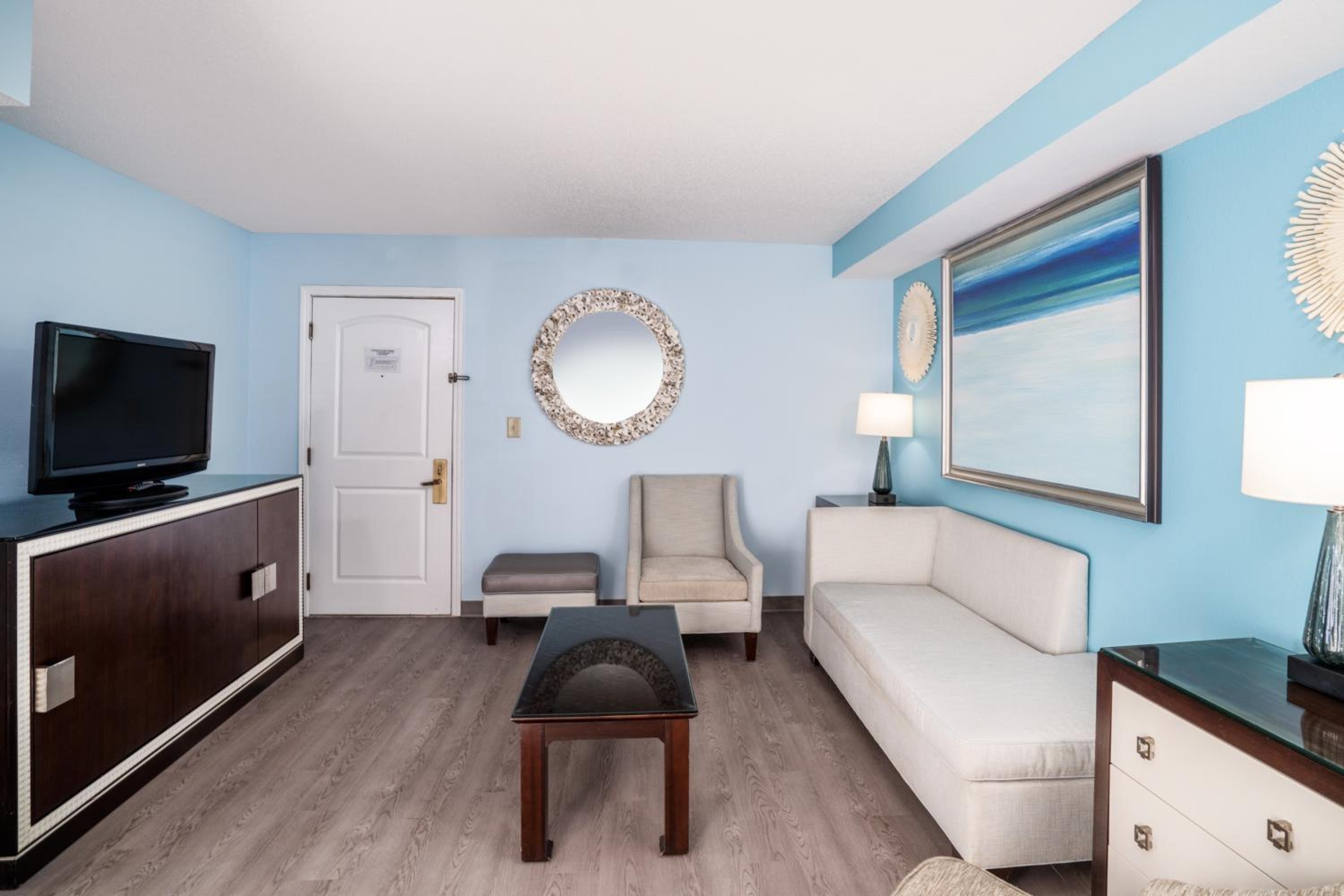 Oceanfront Suite King