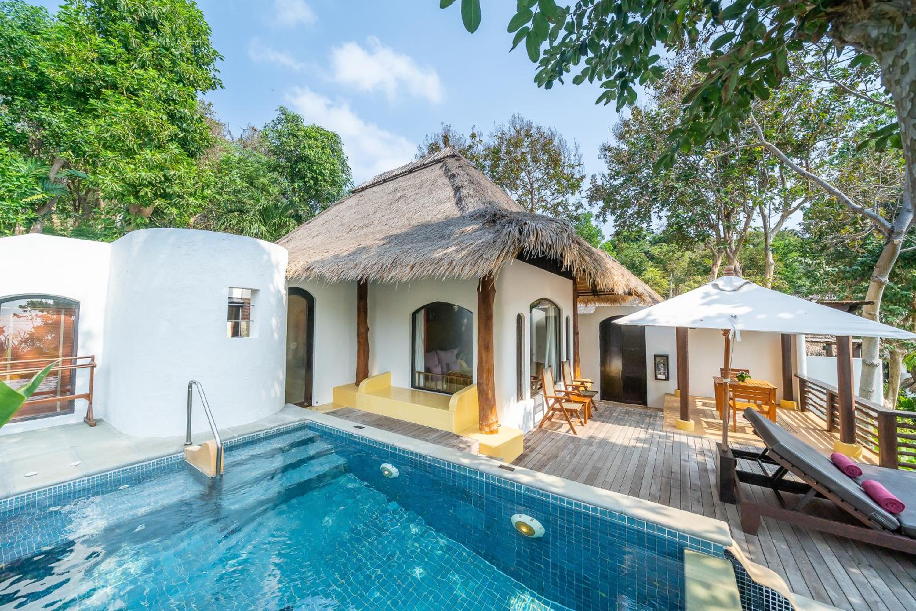 Garden Villa with Private Pool 
