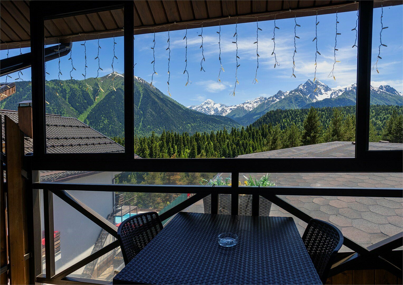 Двухместный с видом на горы | 4 — этаж |