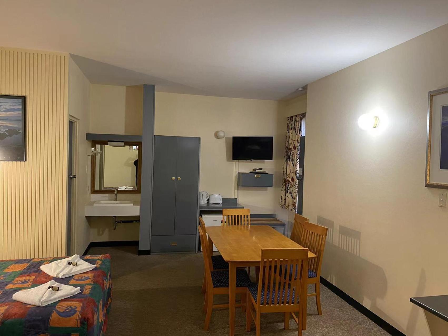 Standard Family Room