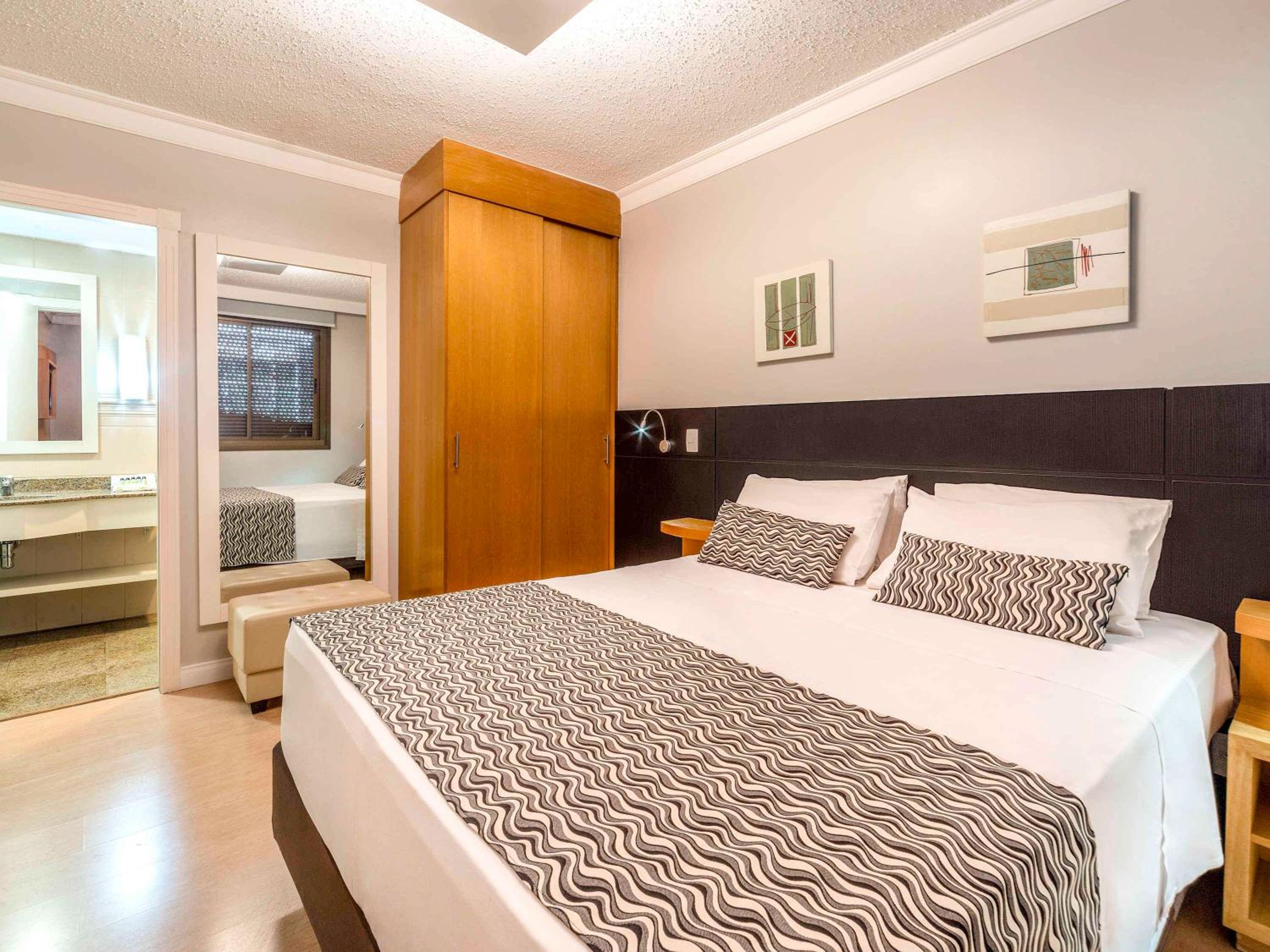 Superior Apartment with One Double Bed and Sofa