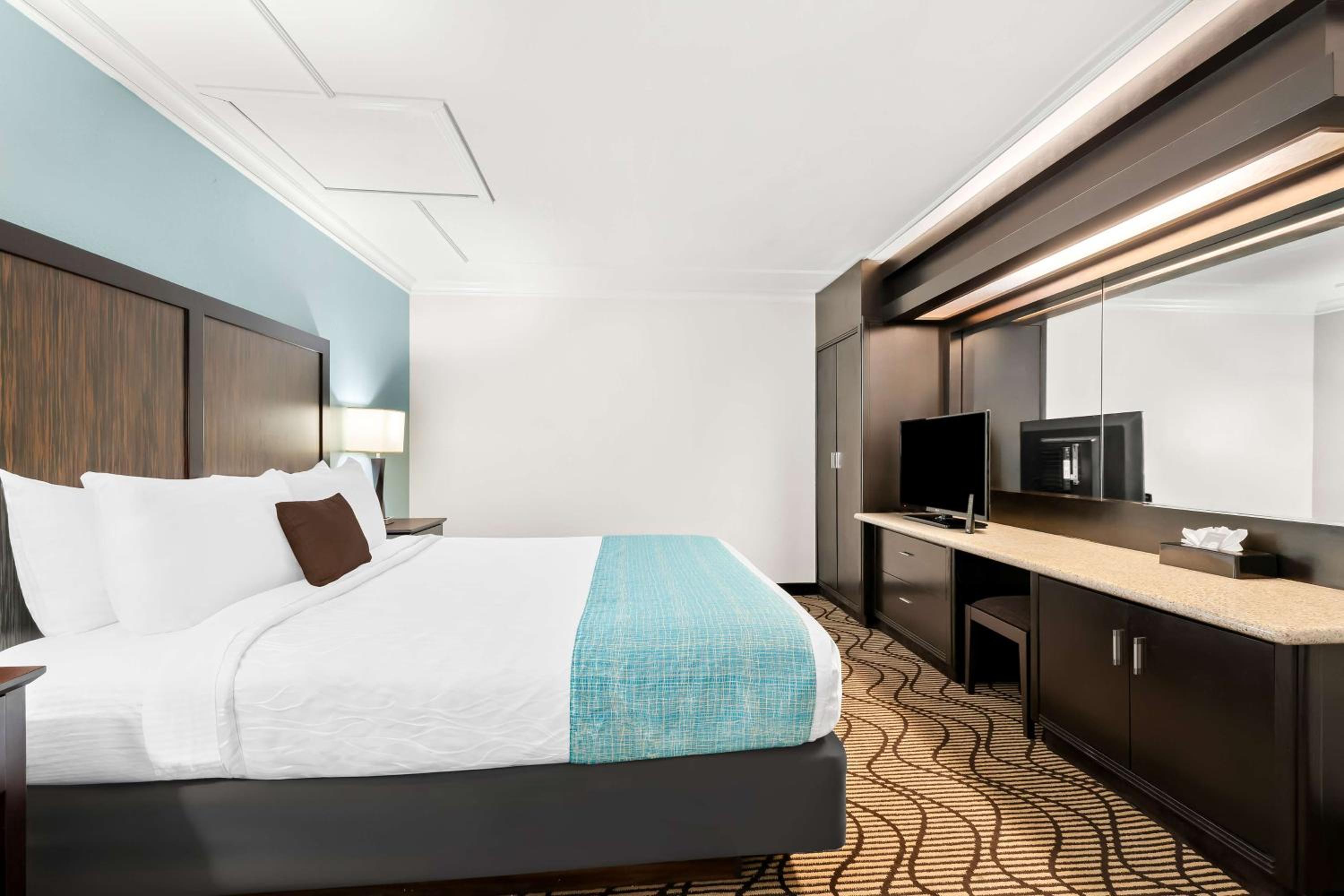 King Suite with Two King Beds