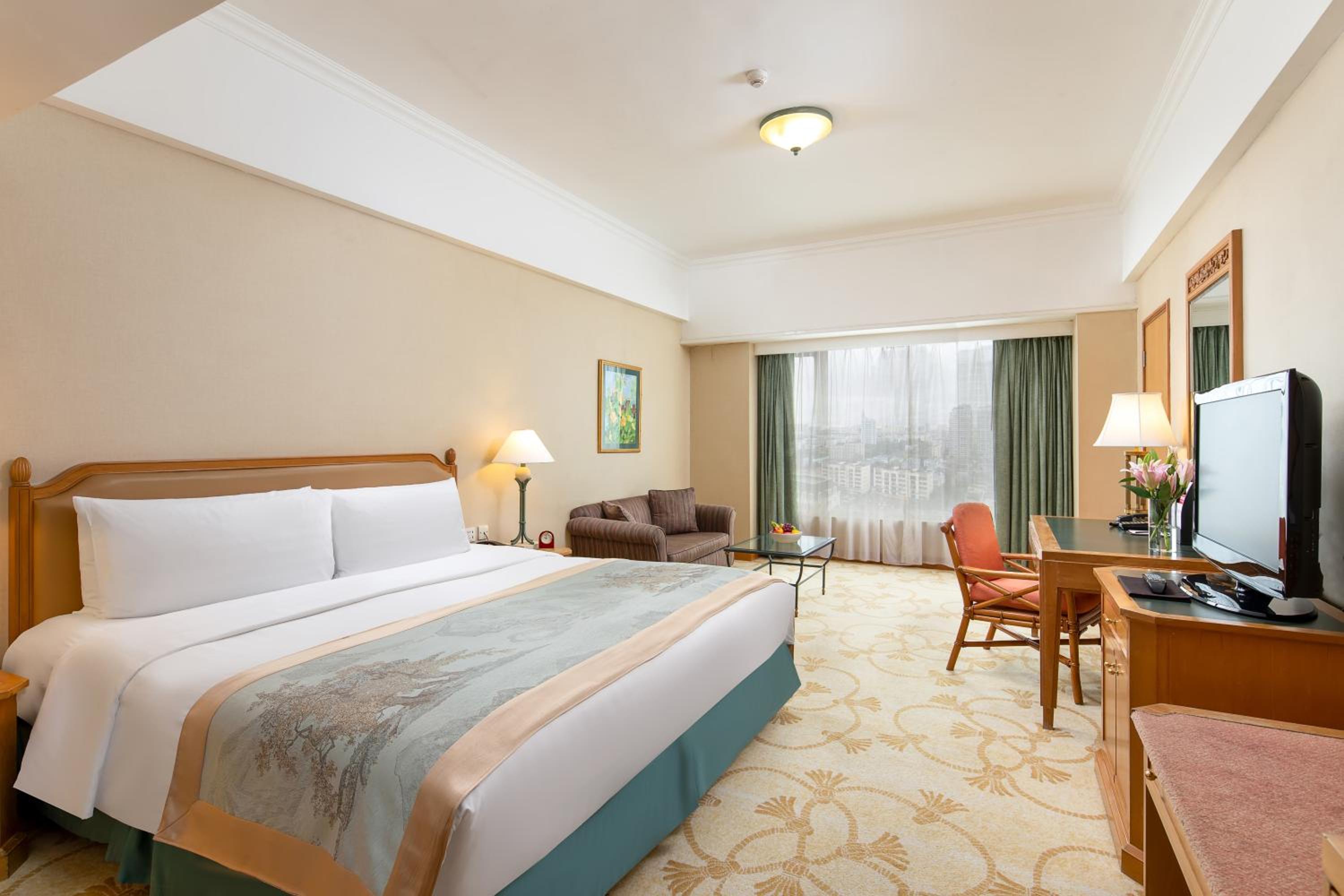 Superior Queen Room